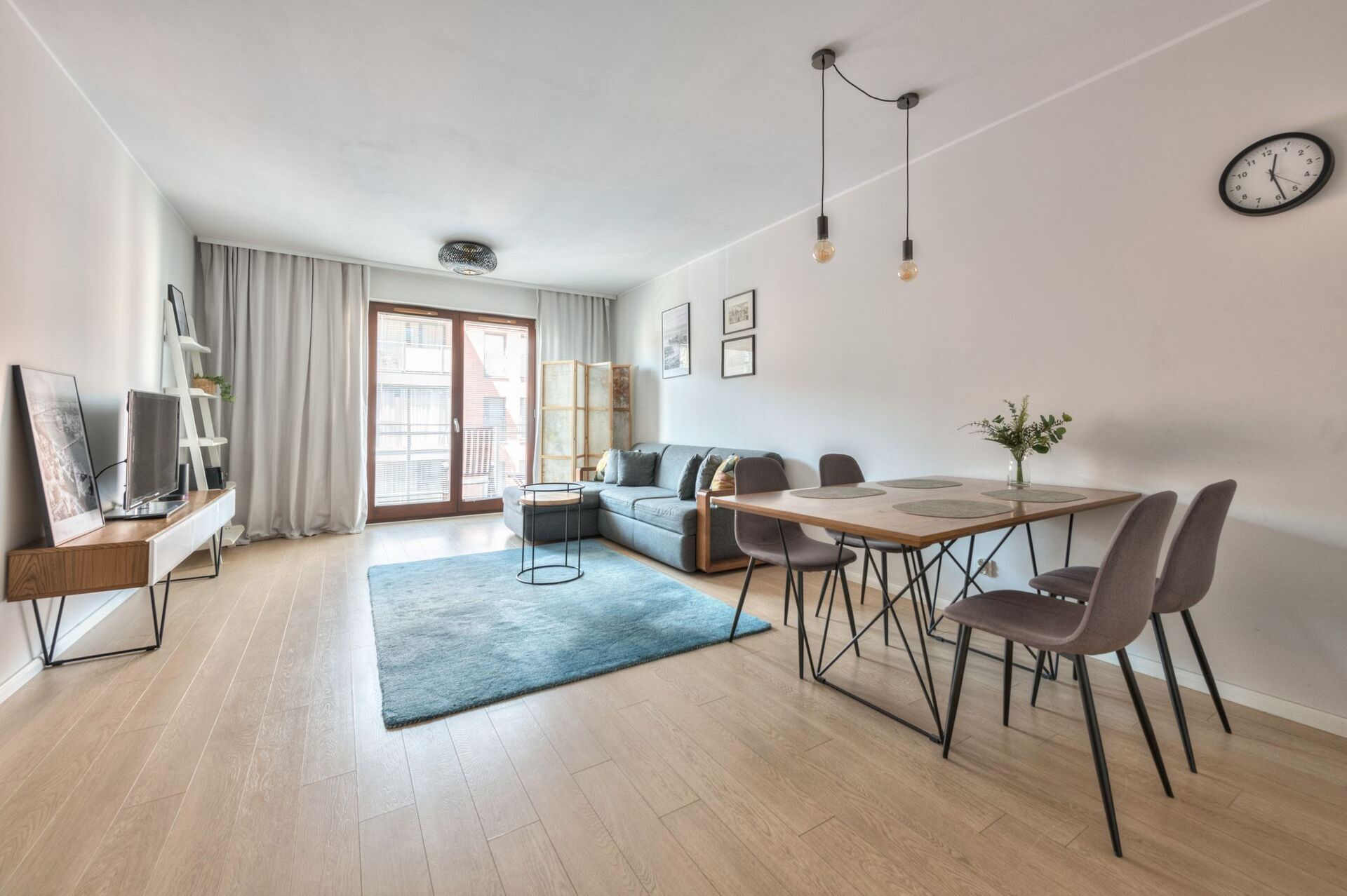 Grand Apartments
