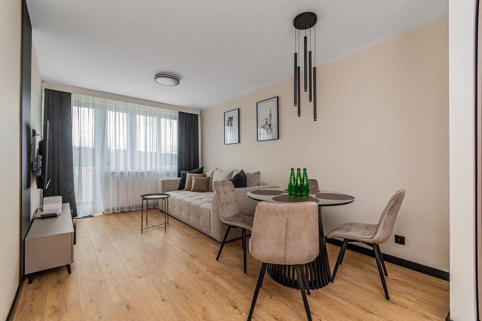 Grand Apartments