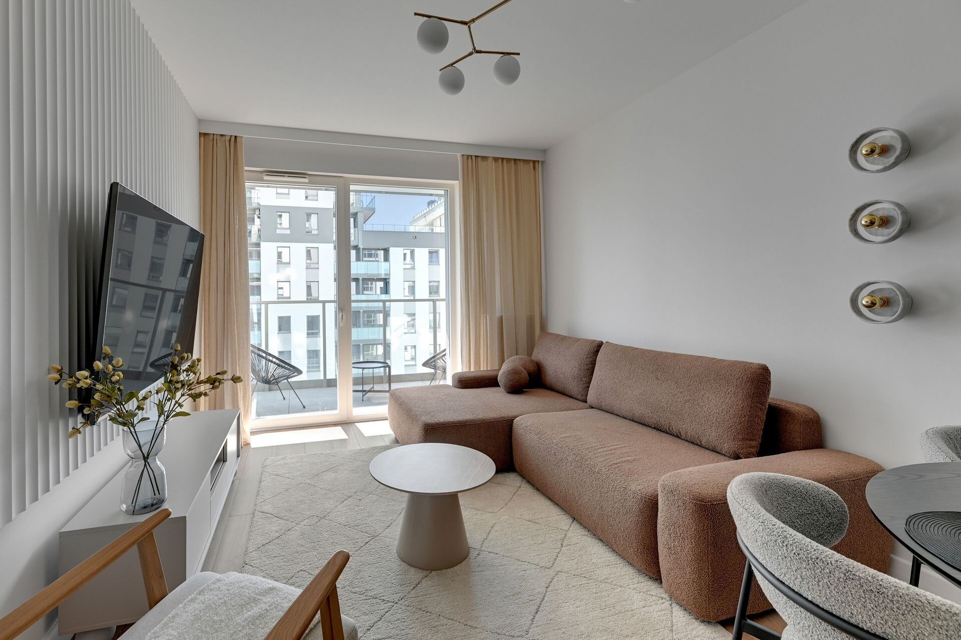 Grand Apartments