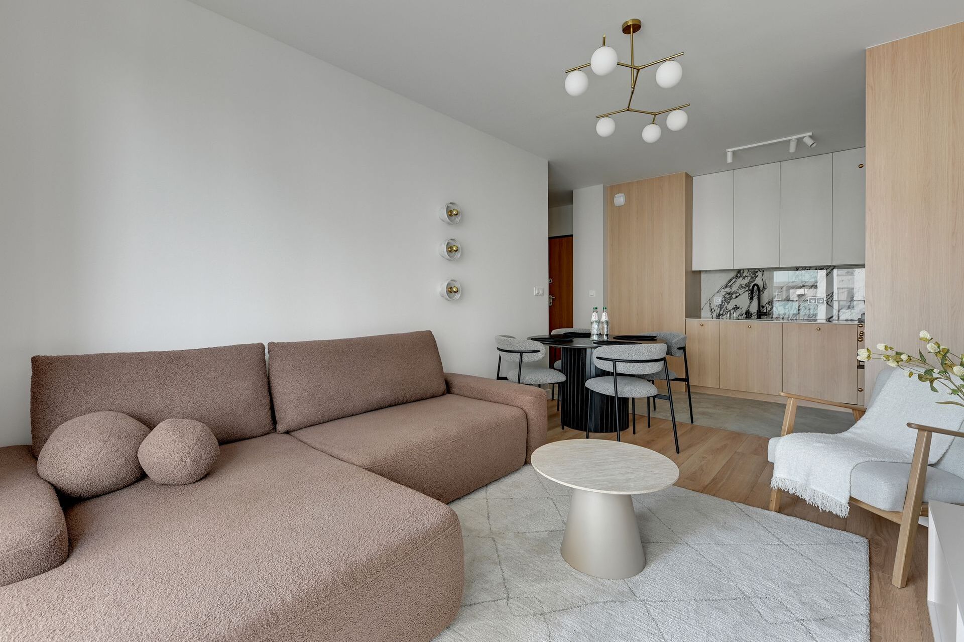 Grand Apartments