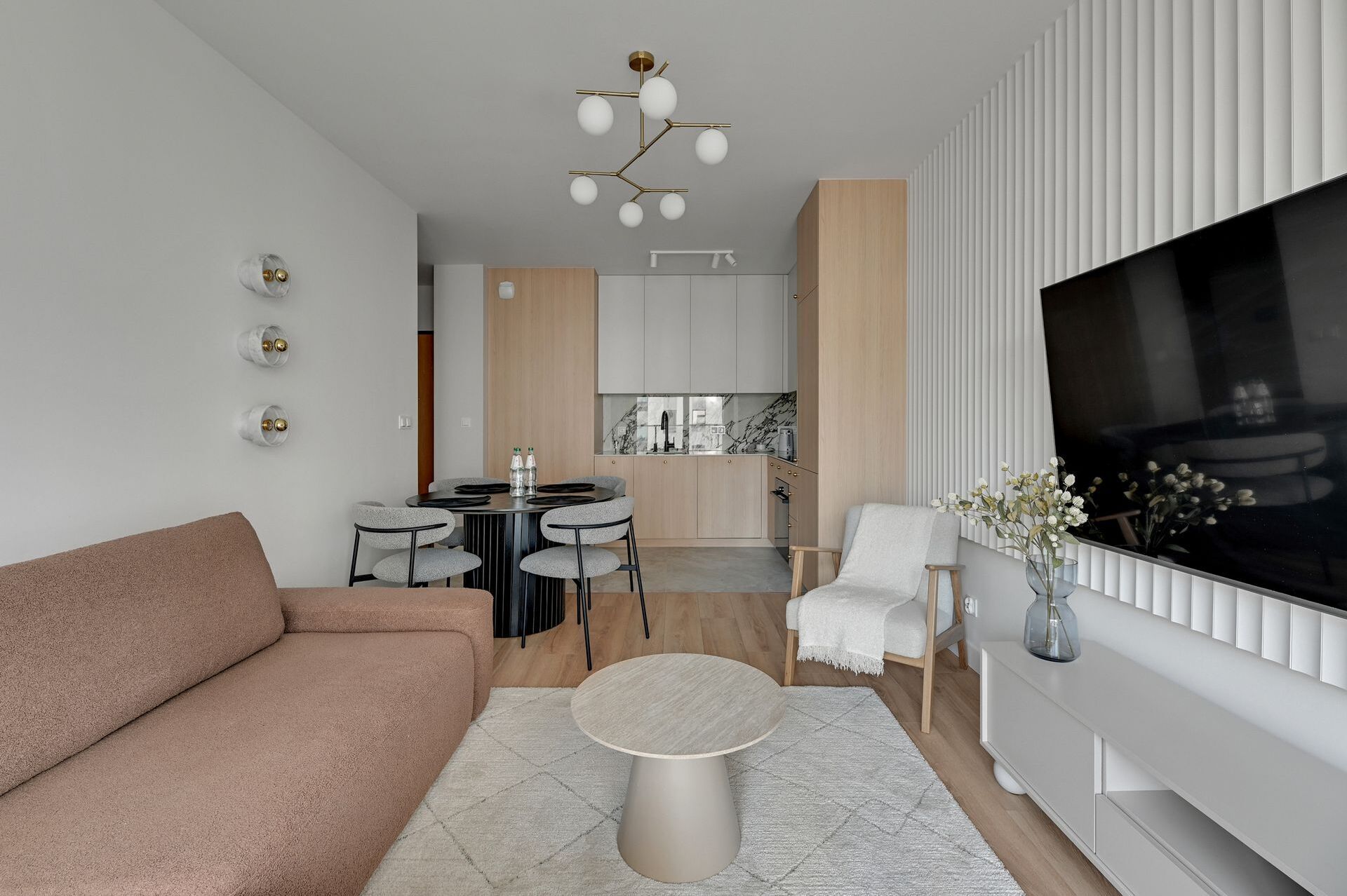 Grand Apartments