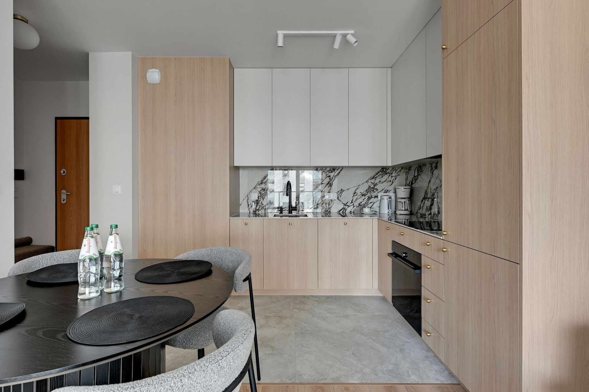Grand Apartments
