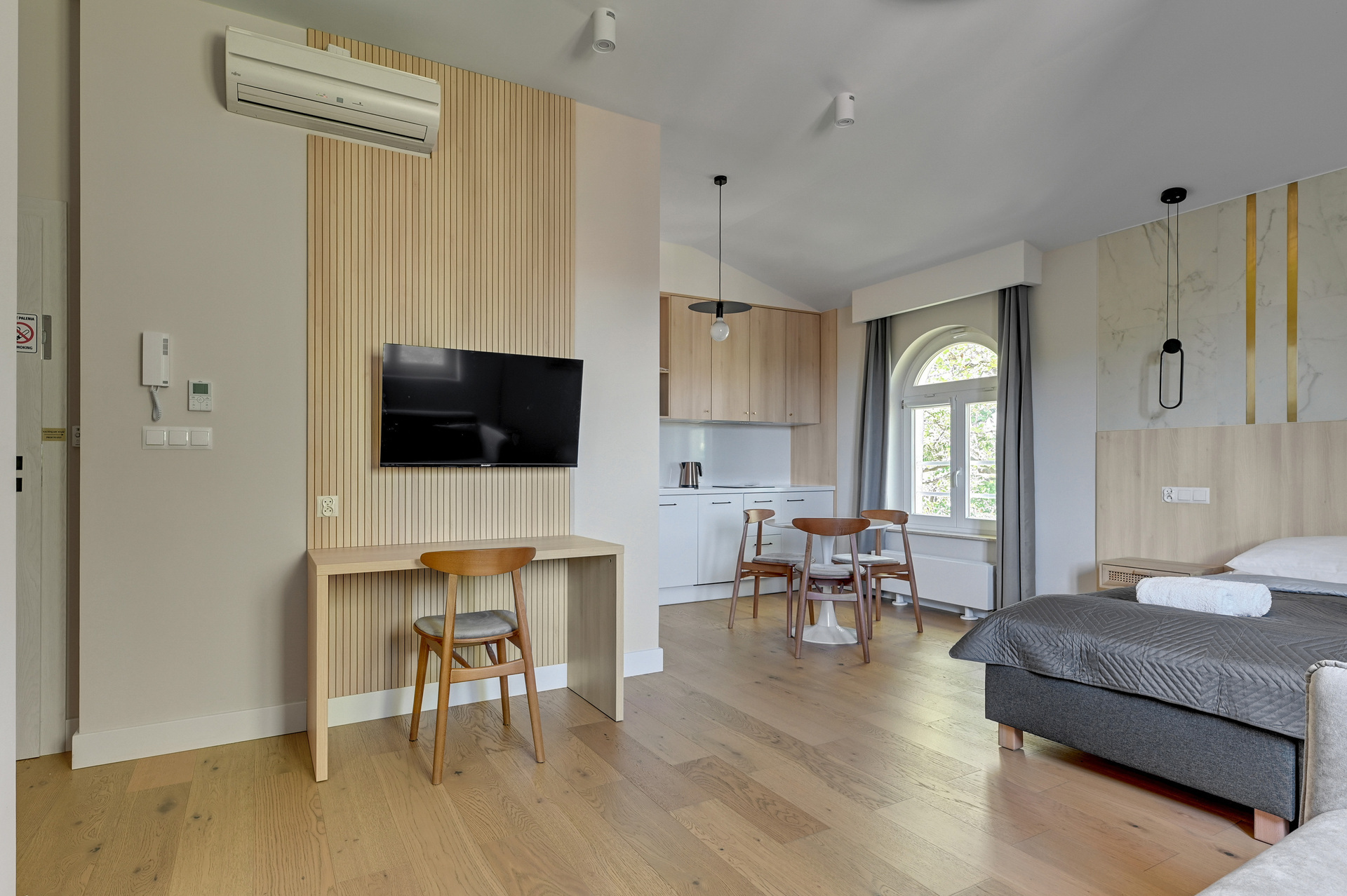 Grand Apartments
