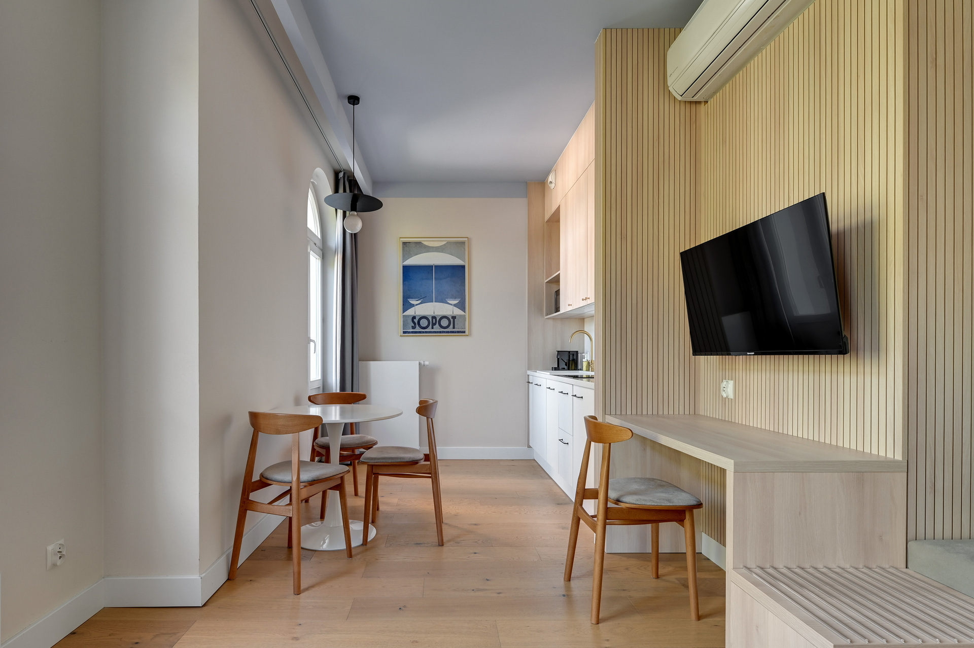 Grand Apartments
