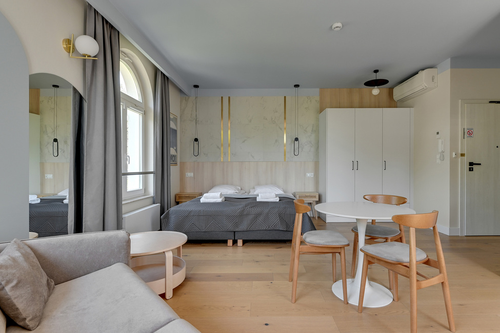Grand Apartments