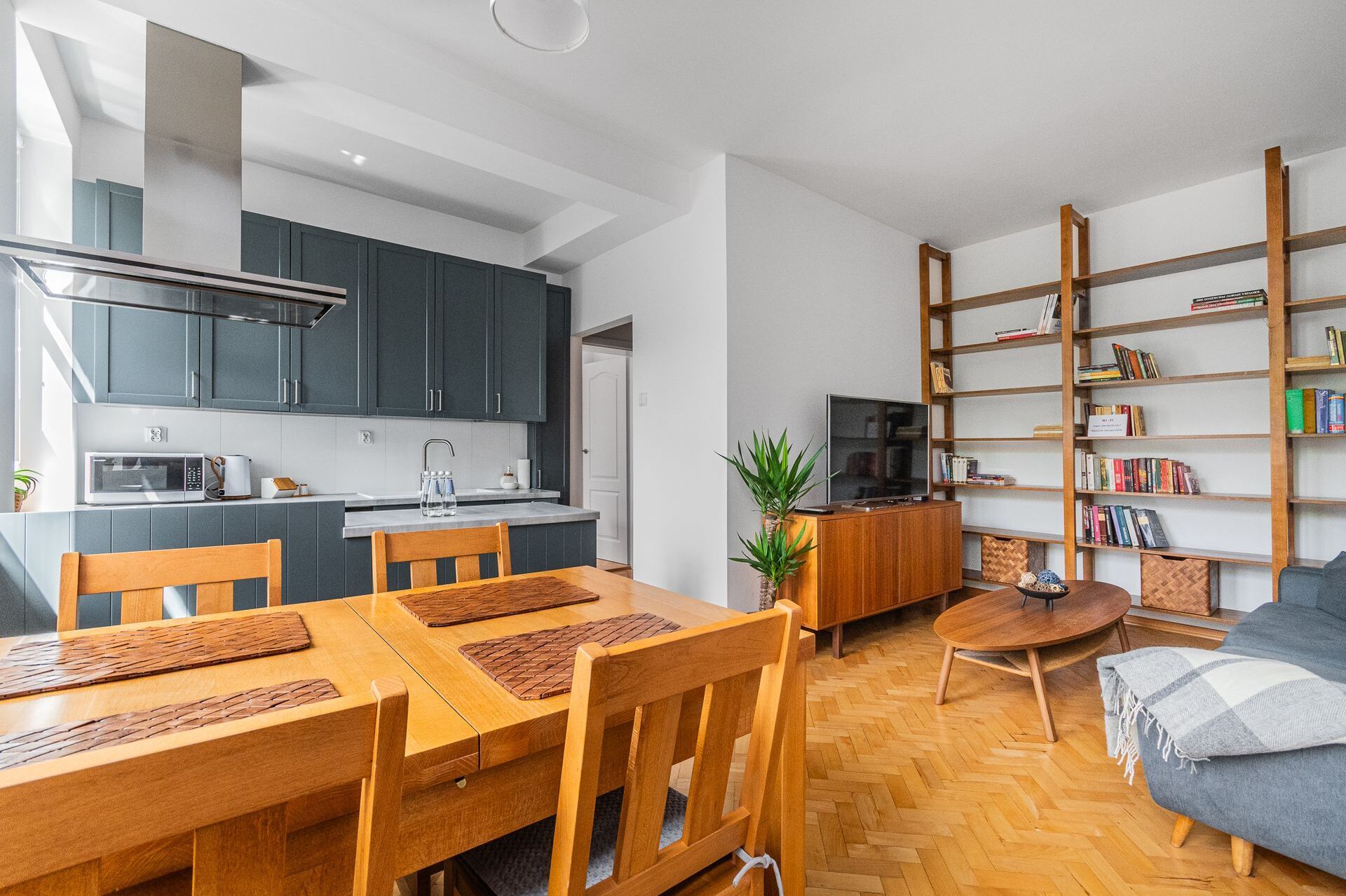 Grand Apartments