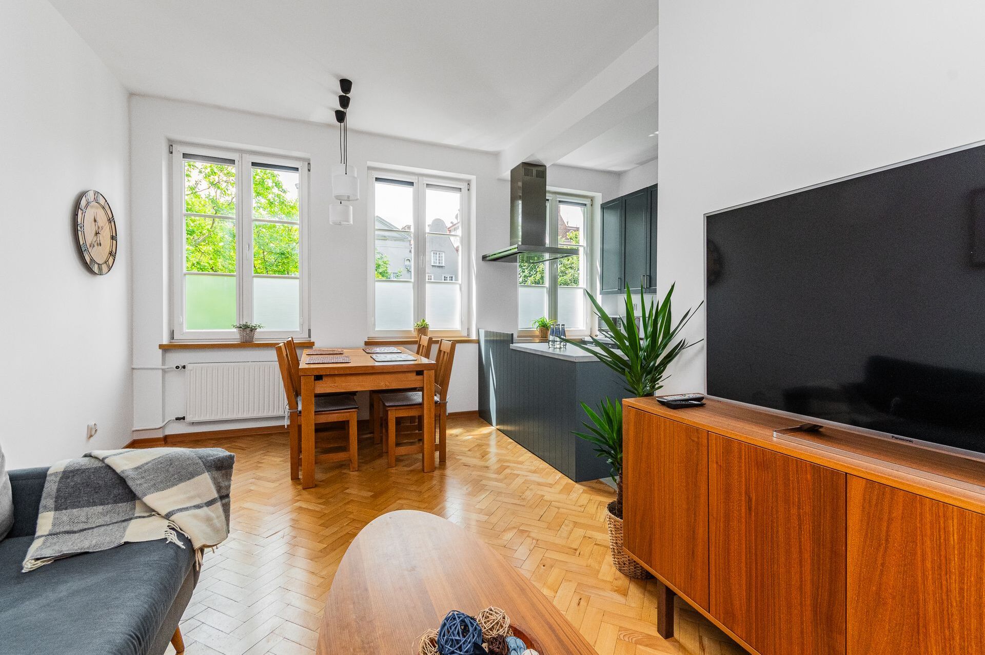 Grand Apartments