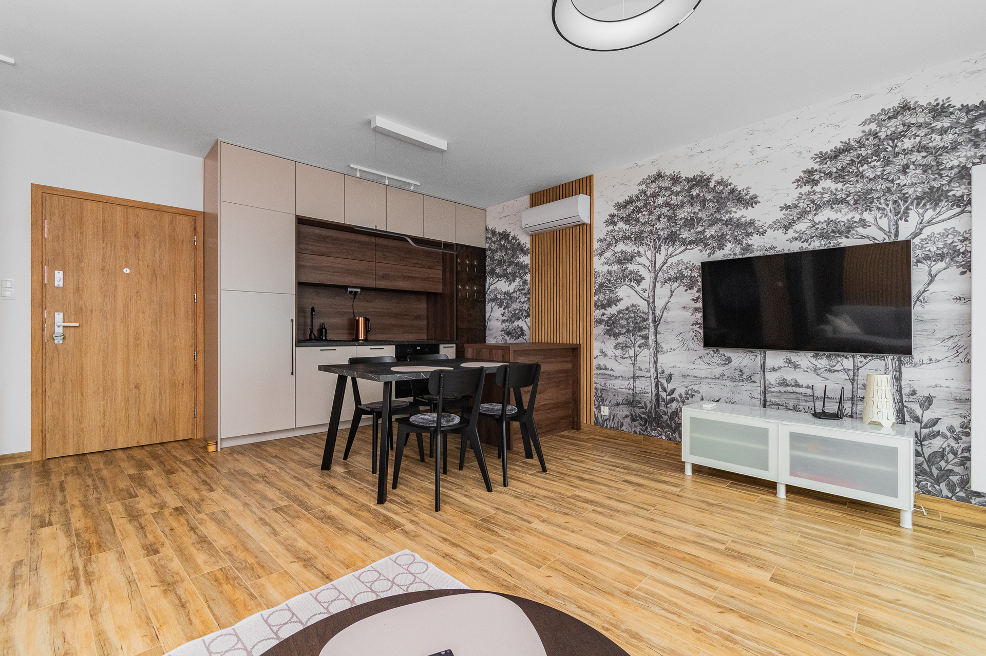 Grand Apartments