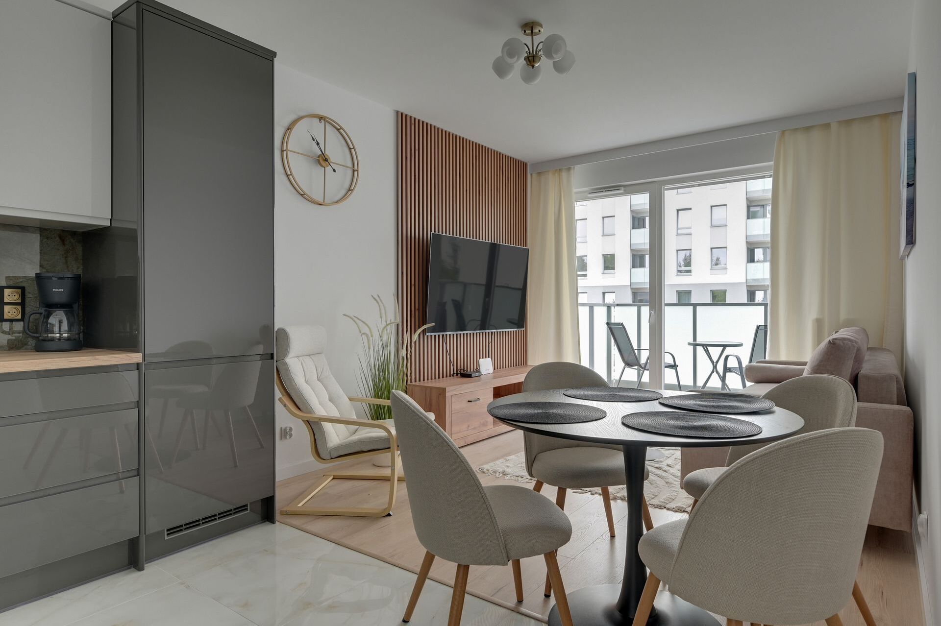 Grand Apartments