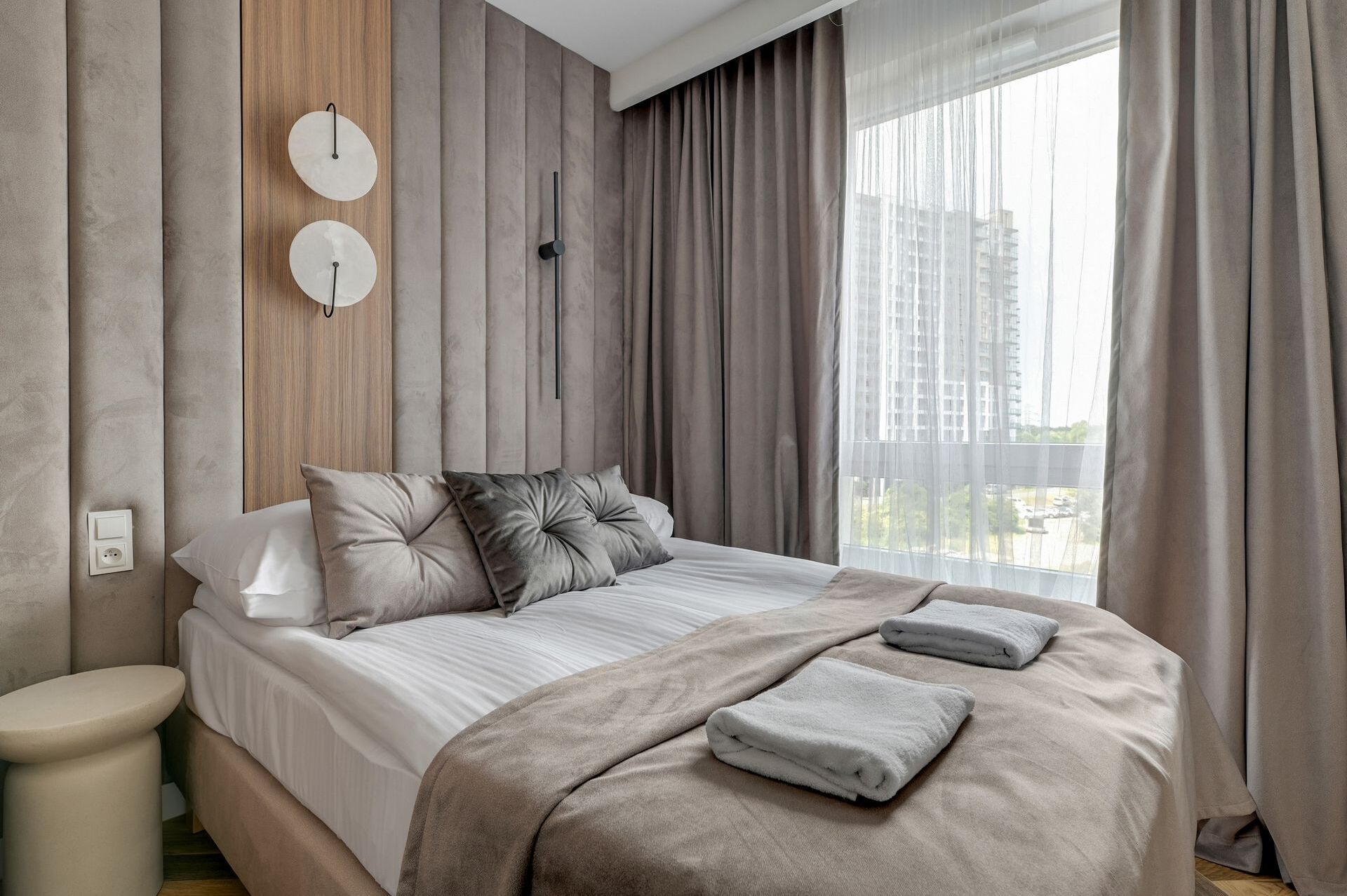 Grand Apartments