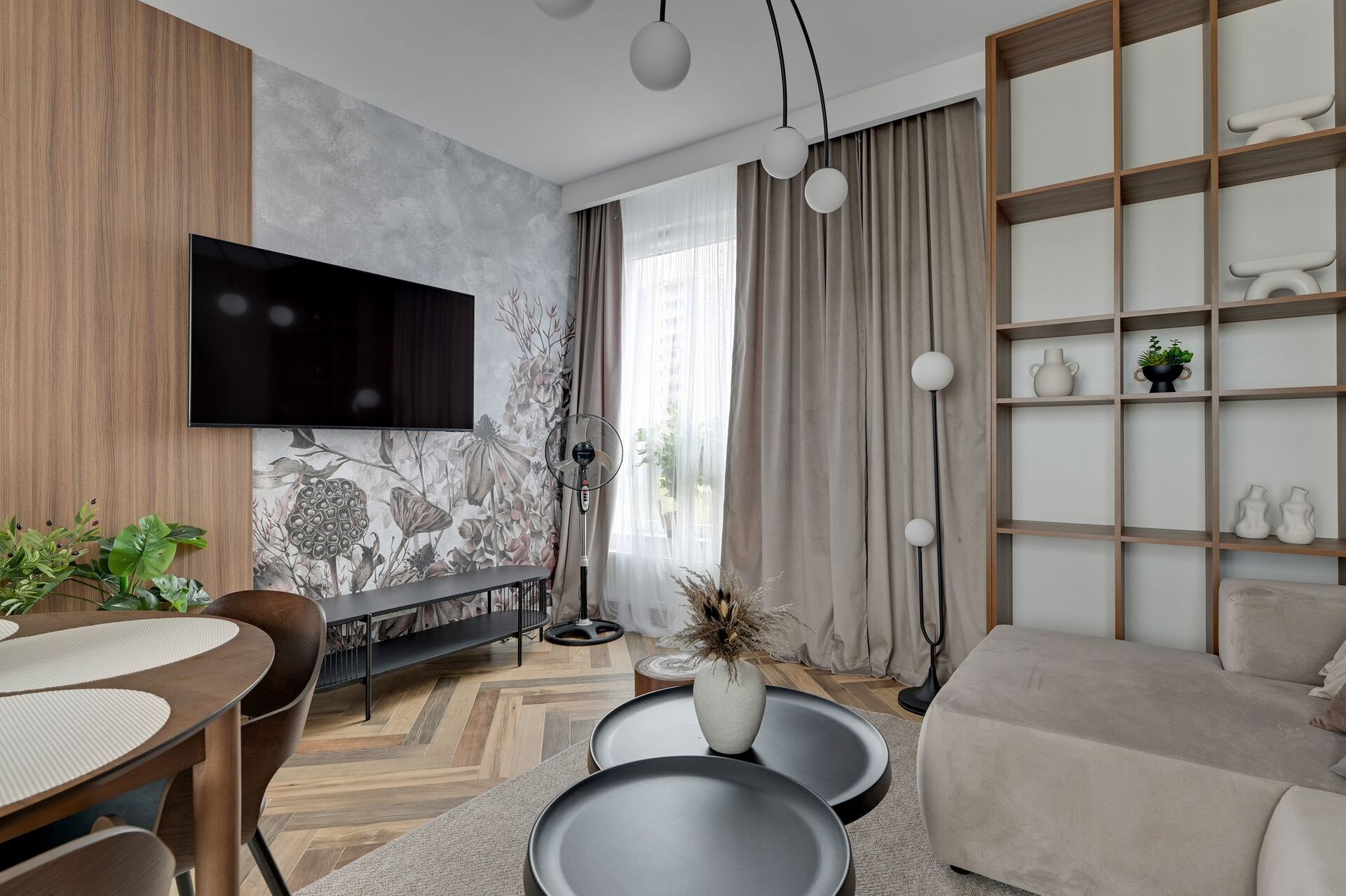 Grand Apartments