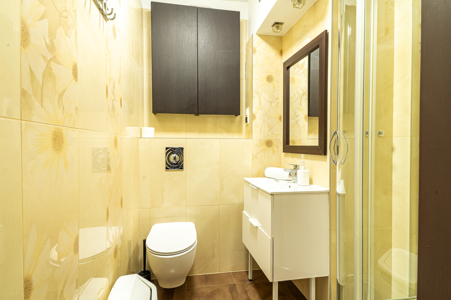 Grand Apartments
