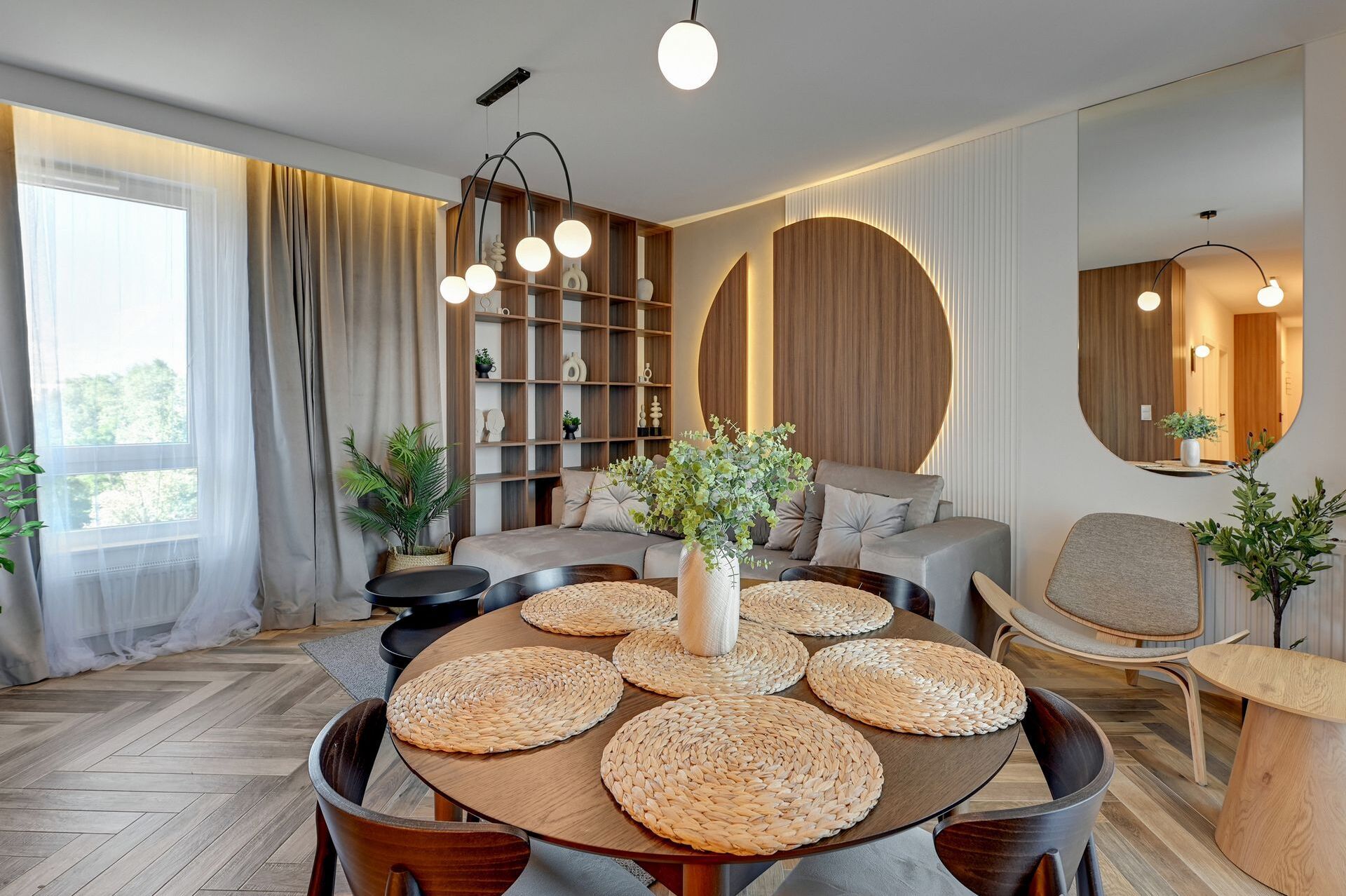 Grand Apartments