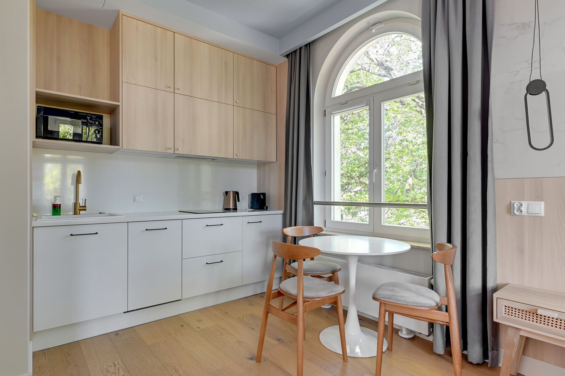 Grand Apartments