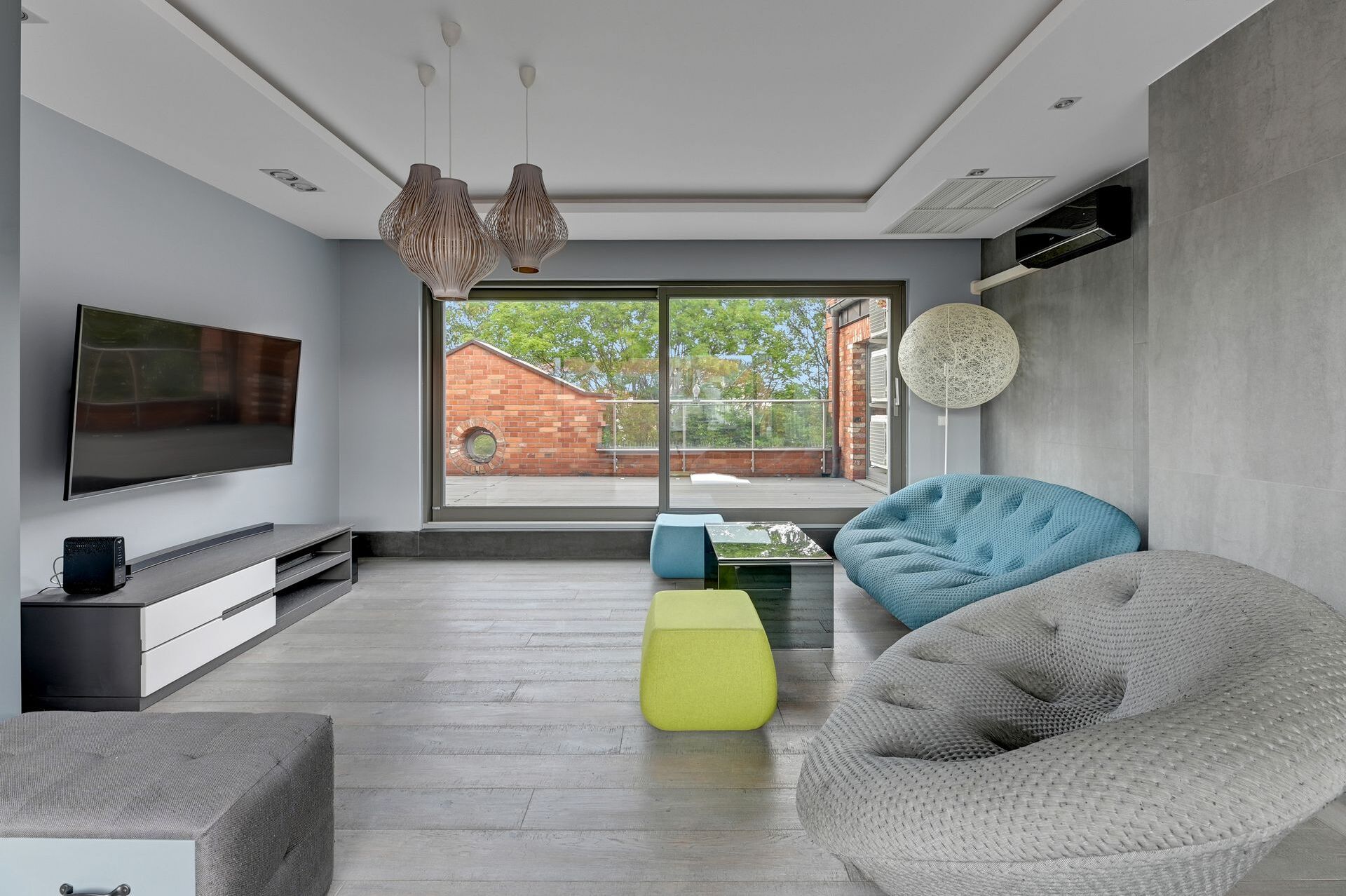 Grand Apartments