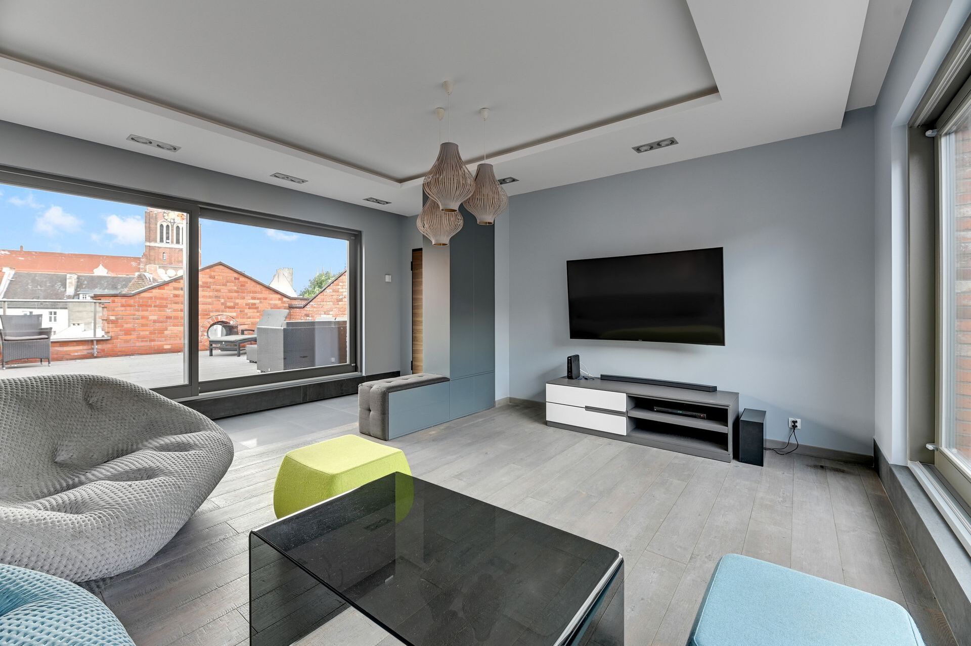 Grand Apartments