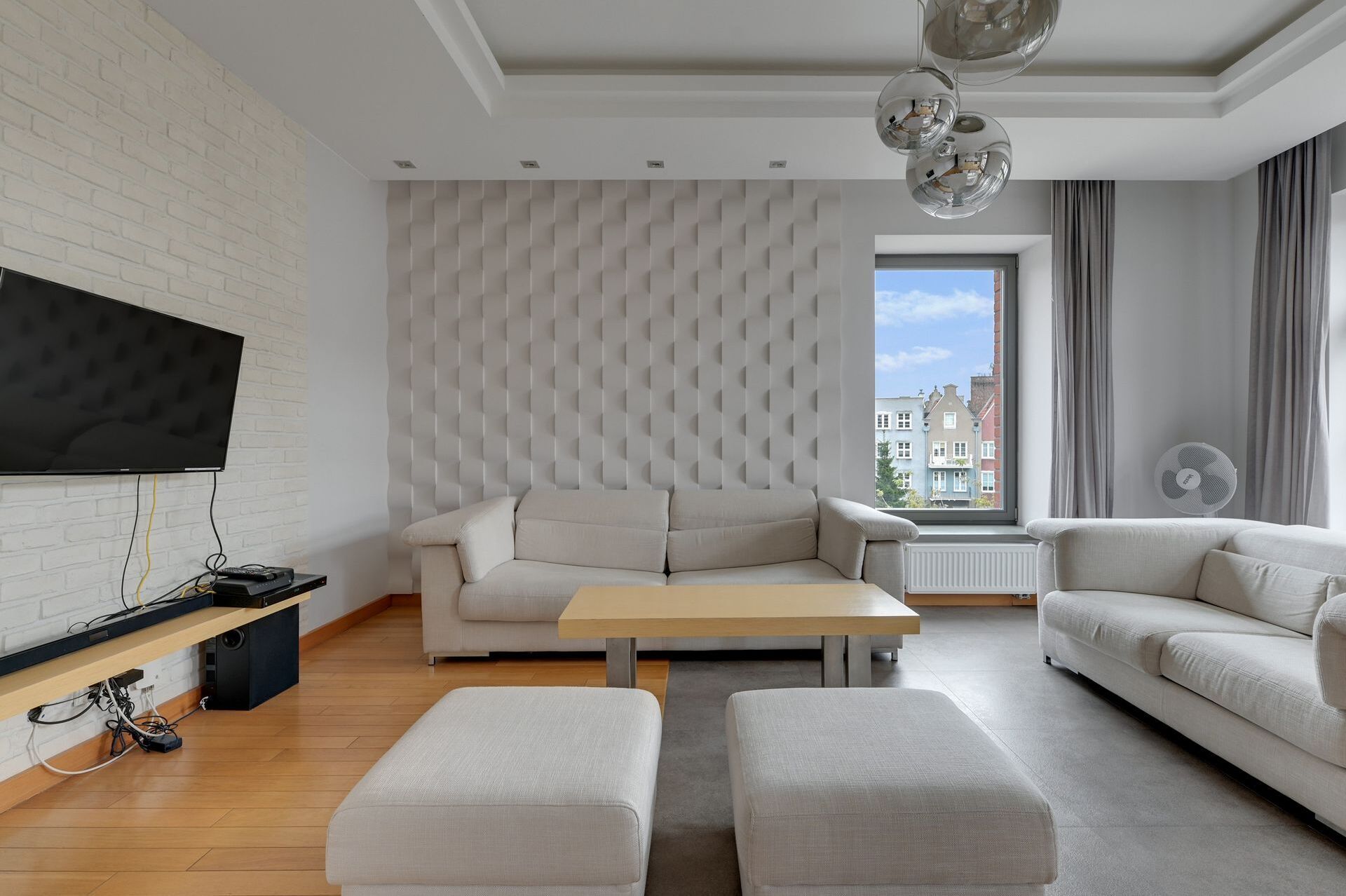 Grand Apartments