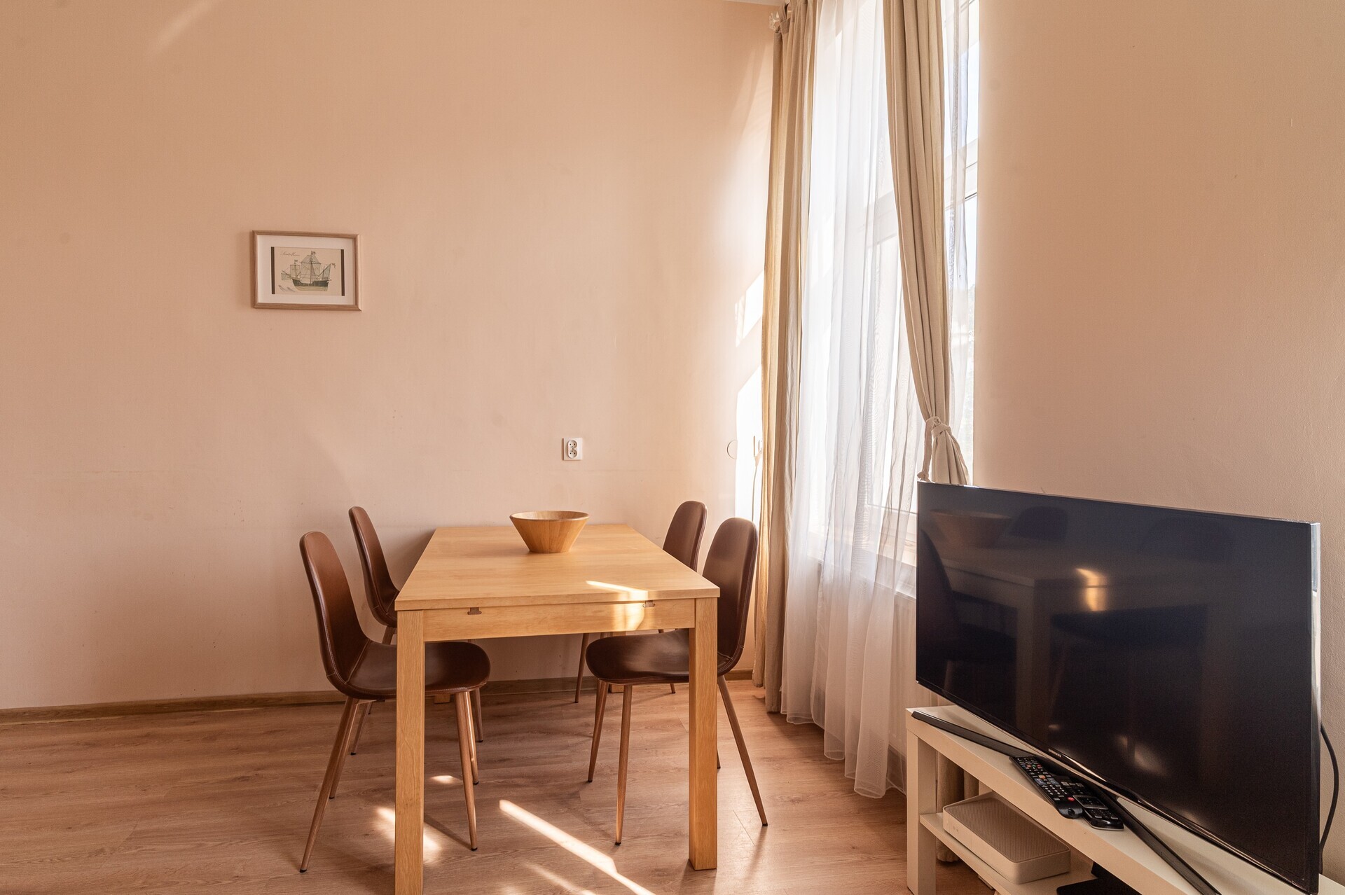 Grand Apartments