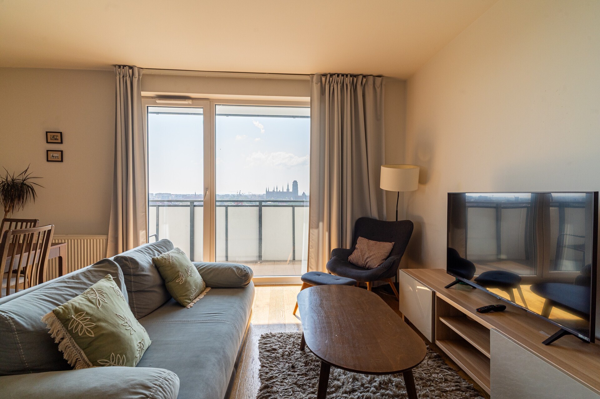 Grand Apartments