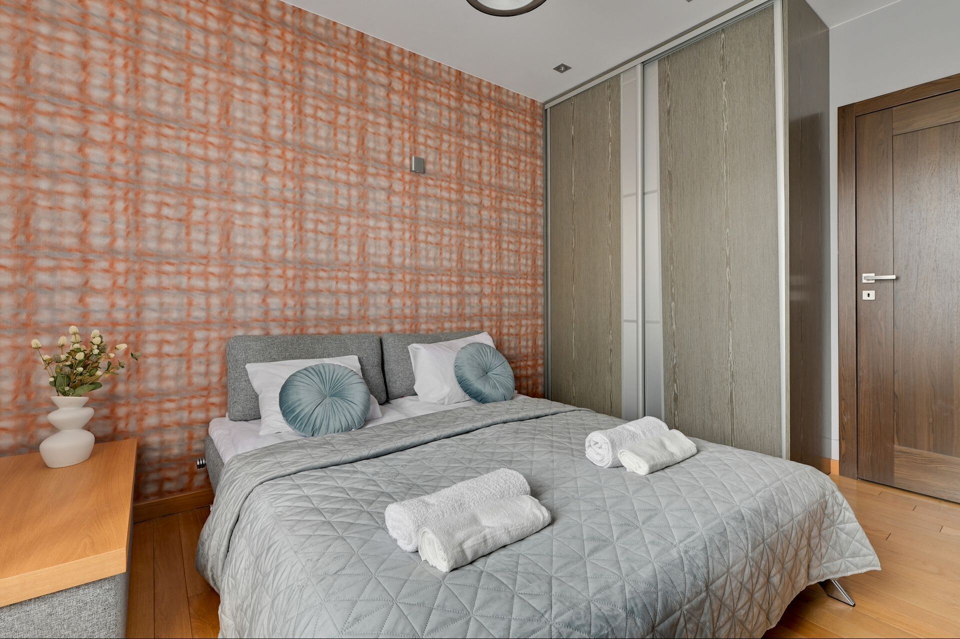 Grand Apartments