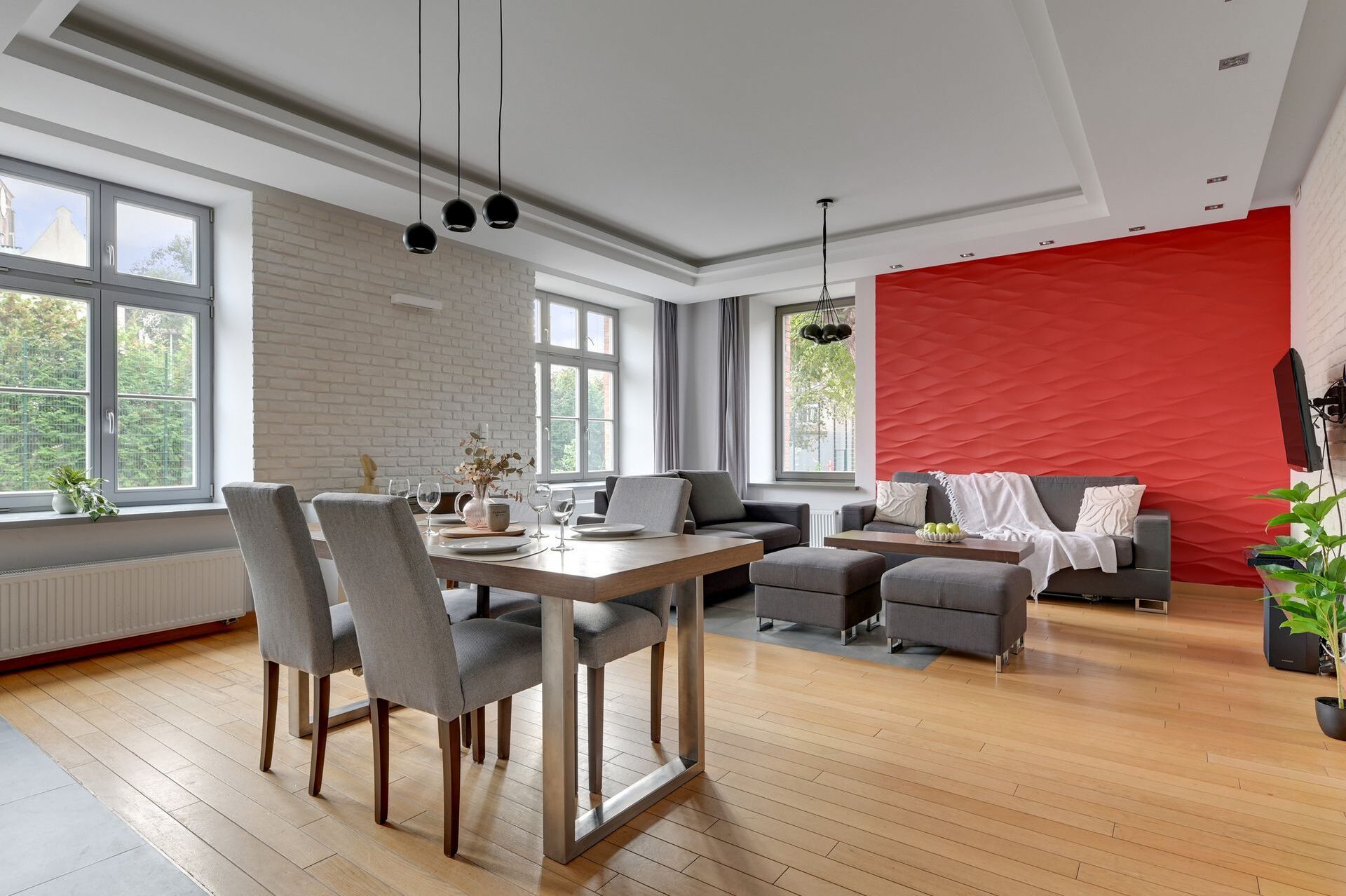 Grand Apartments