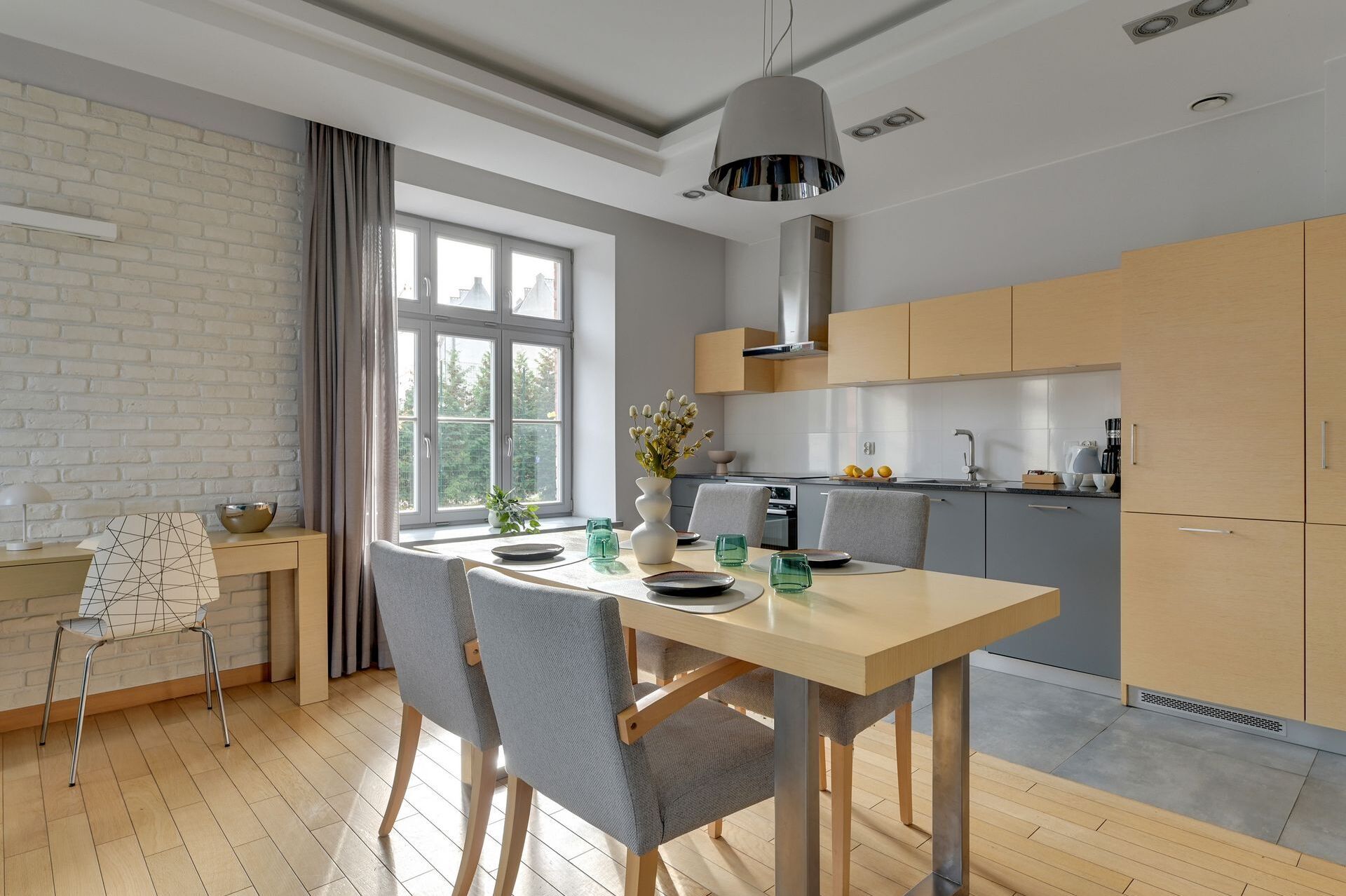 Grand Apartments