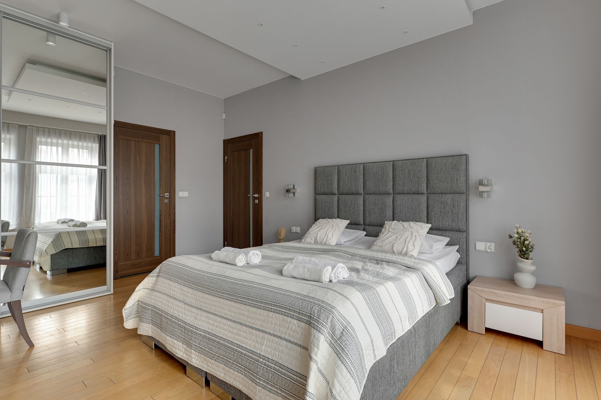 Grand Apartments