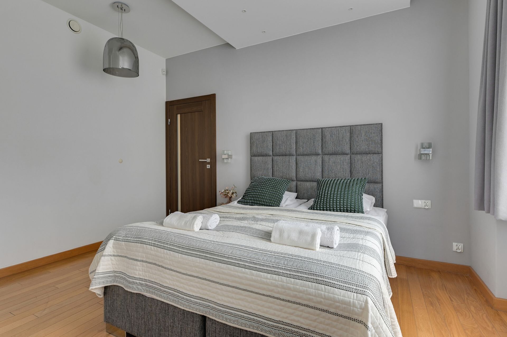 Grand Apartments
