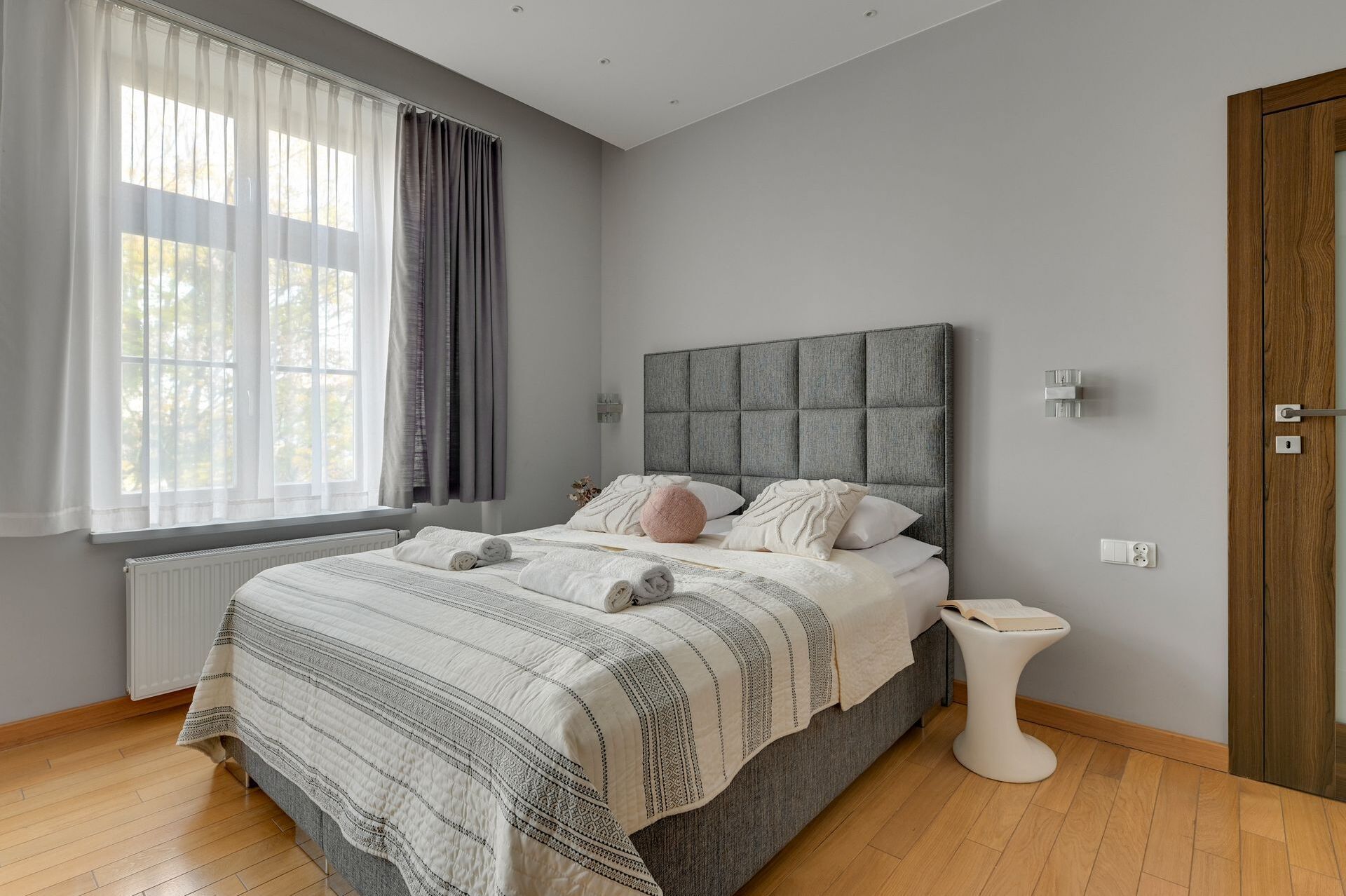 Grand Apartments