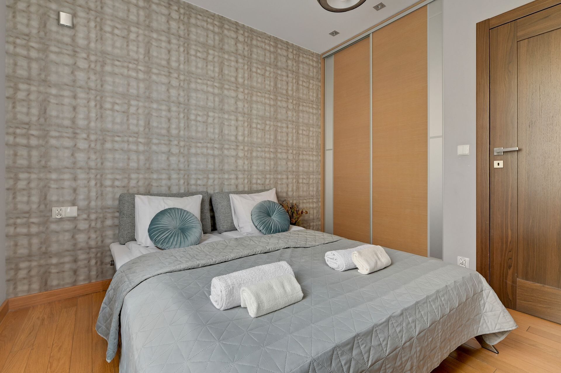 Grand Apartments