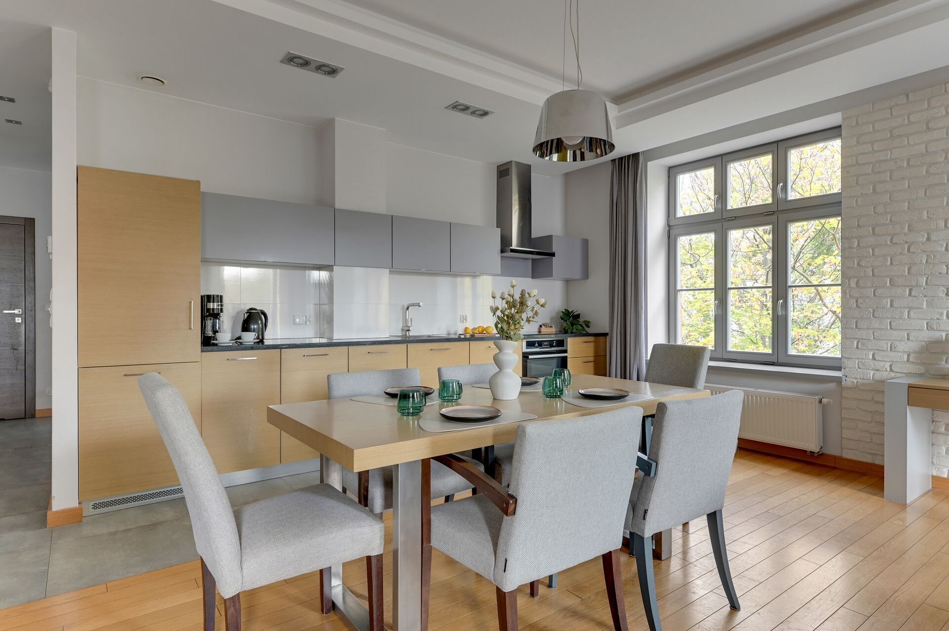 Grand Apartments