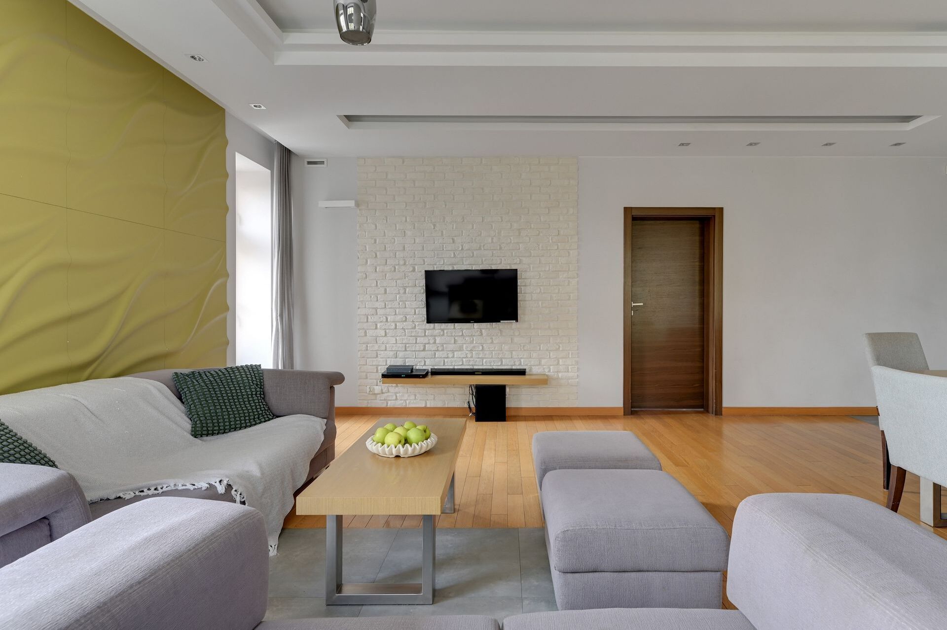 Grand Apartments