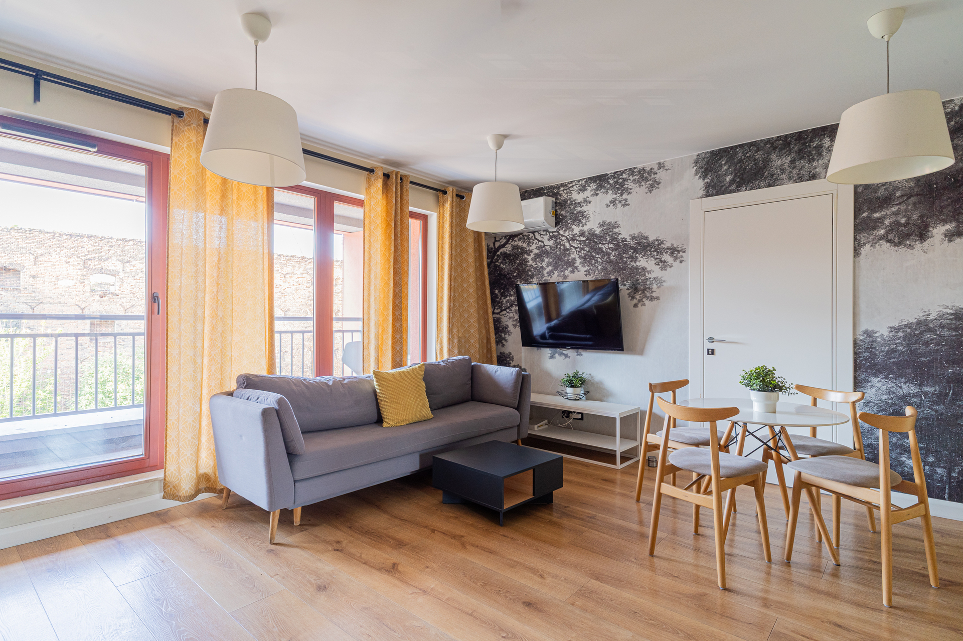Grand Apartments