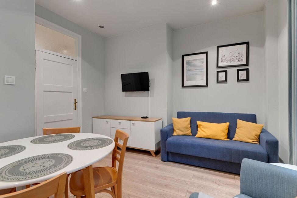 Grand Apartments