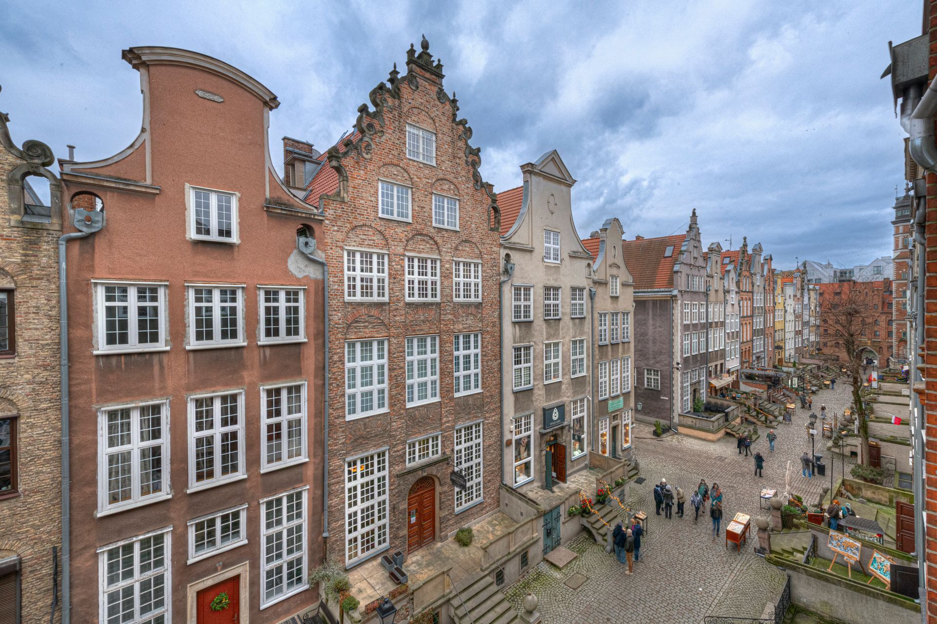 Grand Apartments