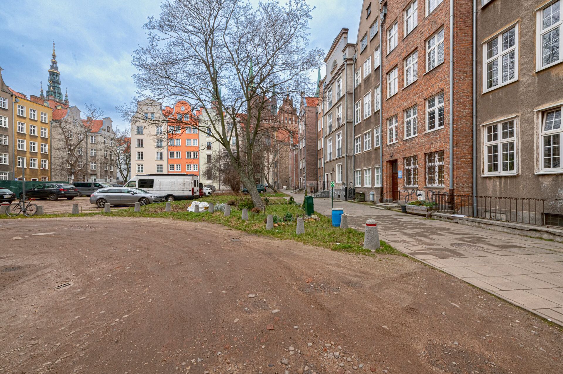 Grand Apartments