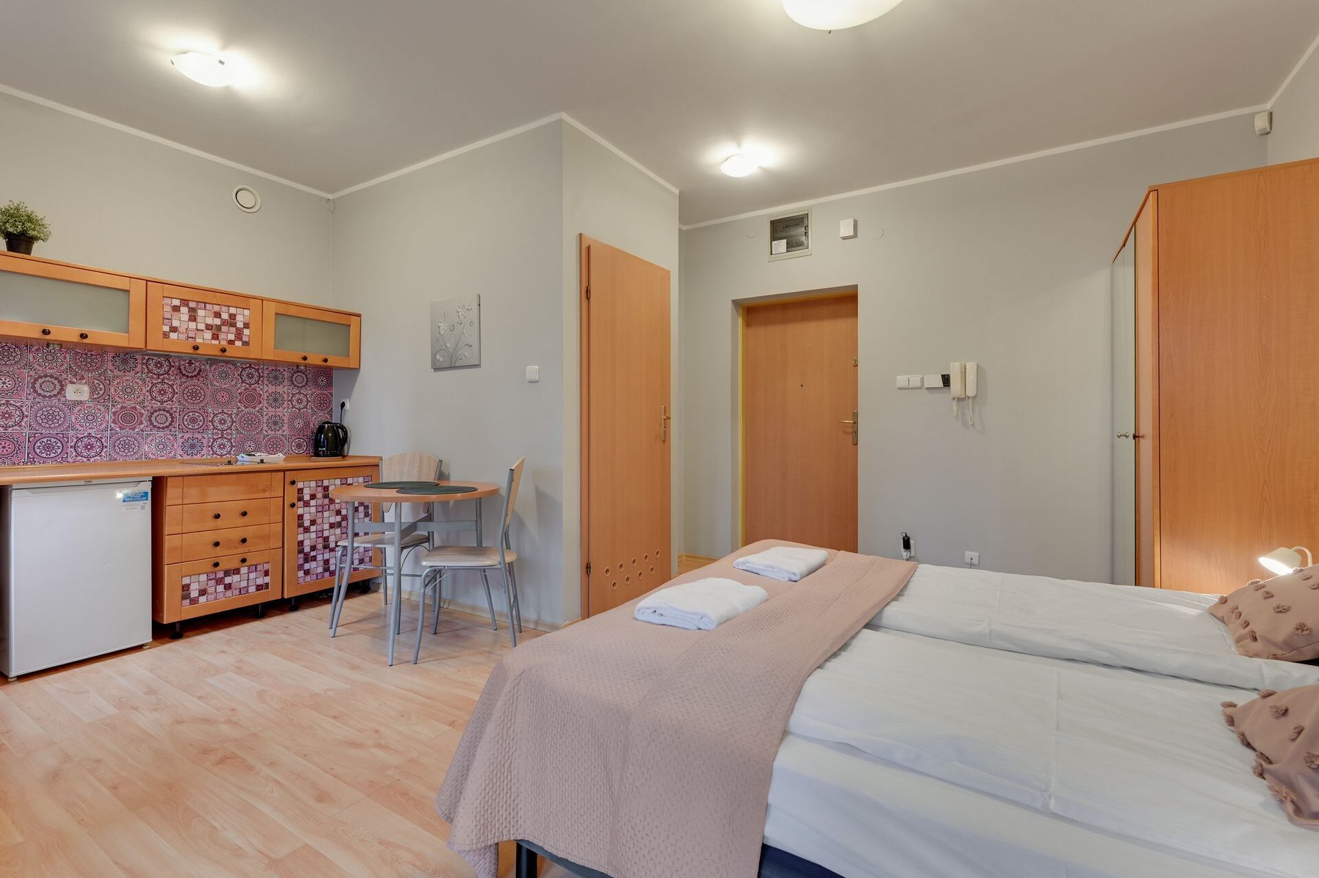 Grand Apartments