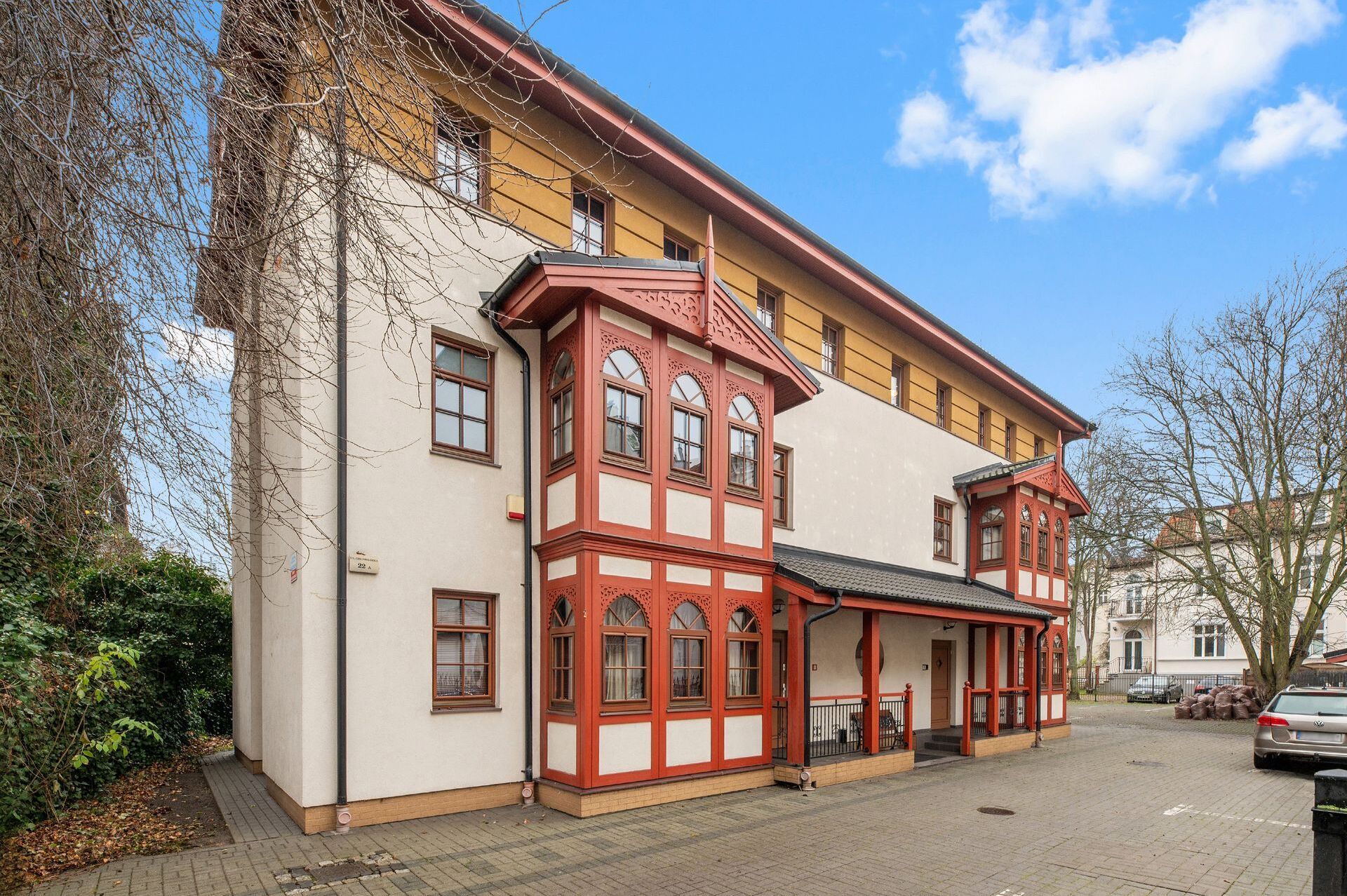 Grand Apartments