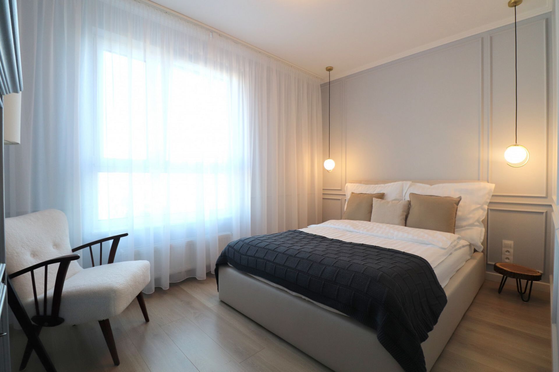 Grand Apartments