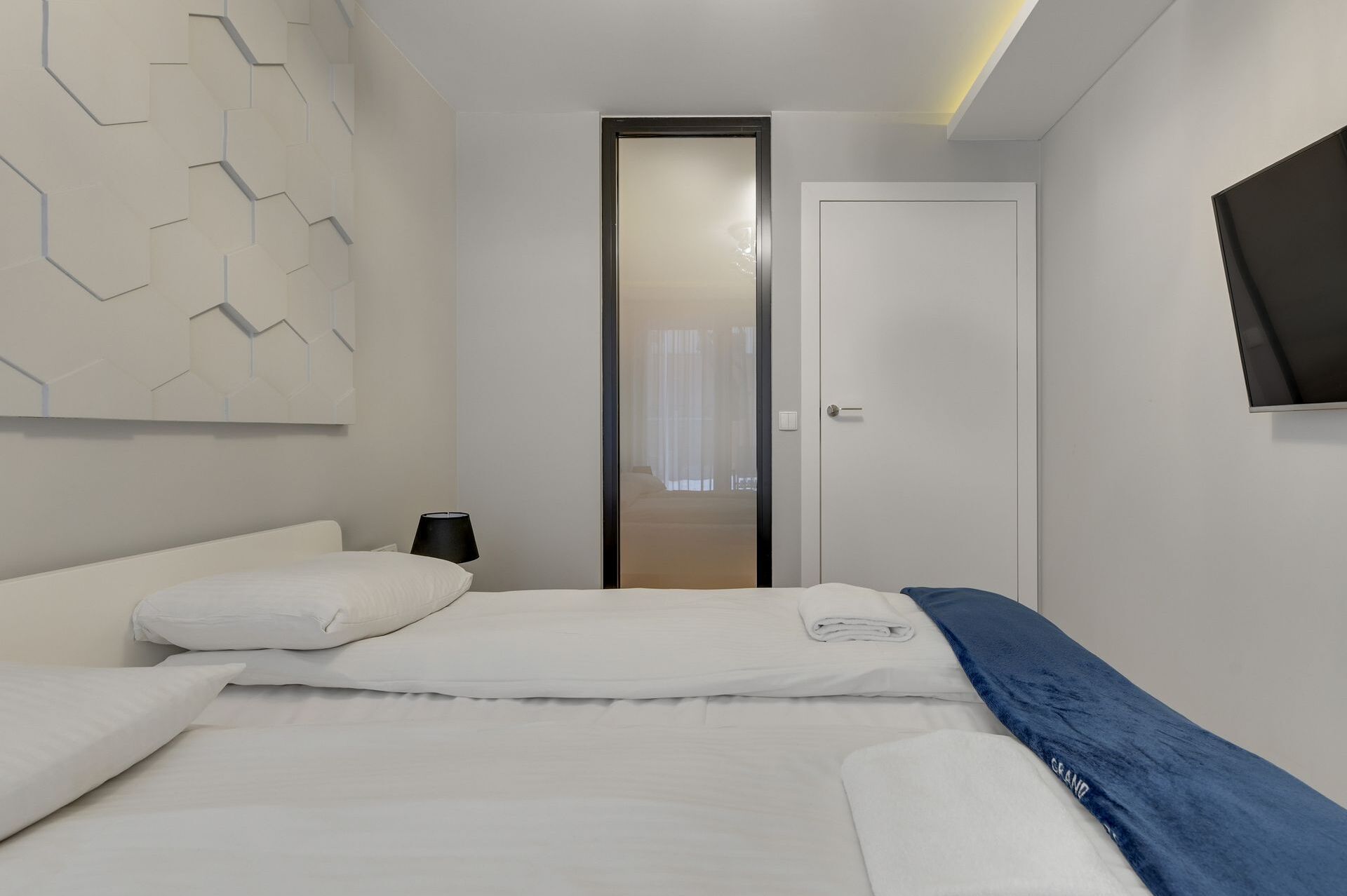 Grand Apartments
