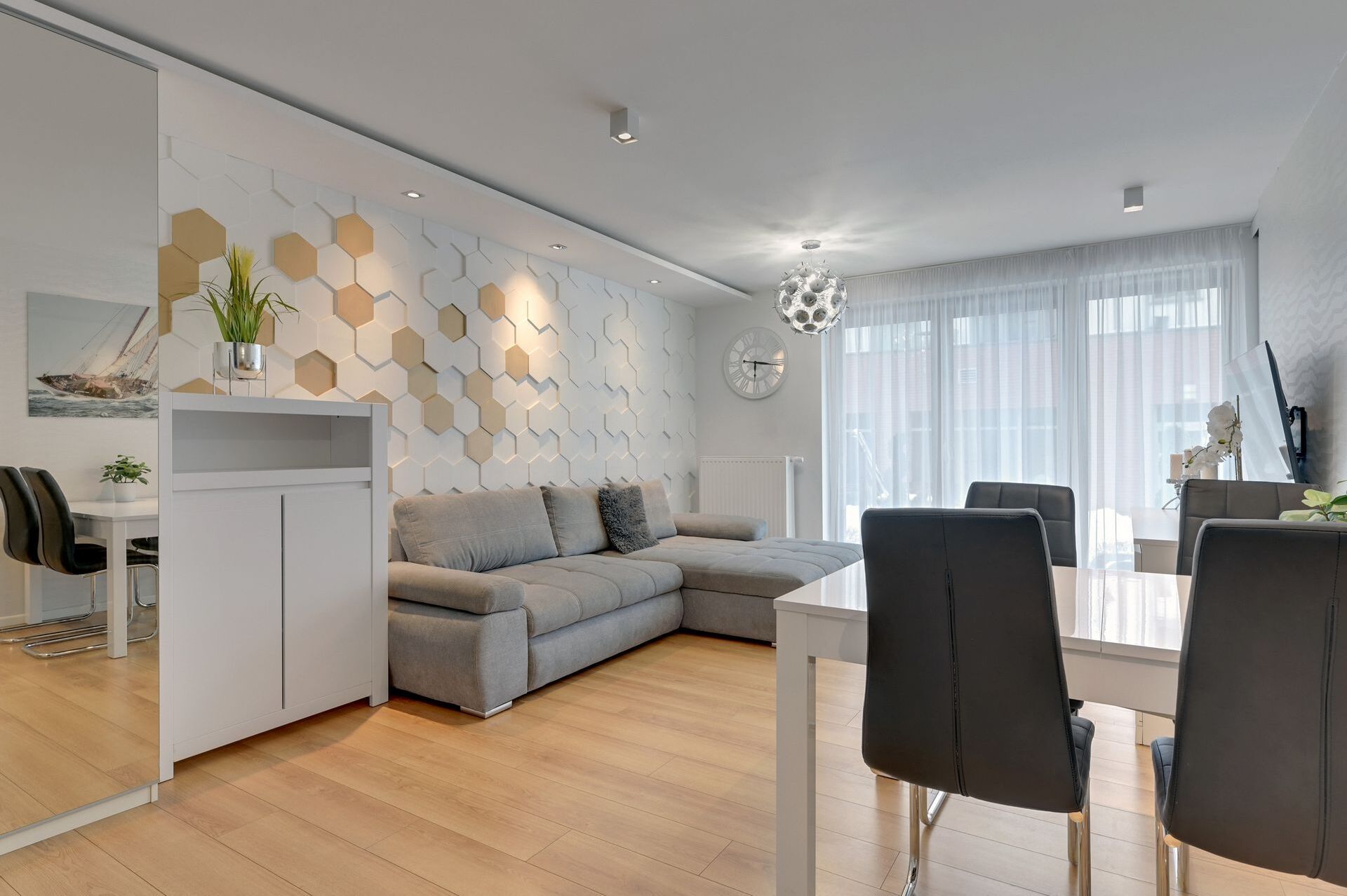Grand Apartments