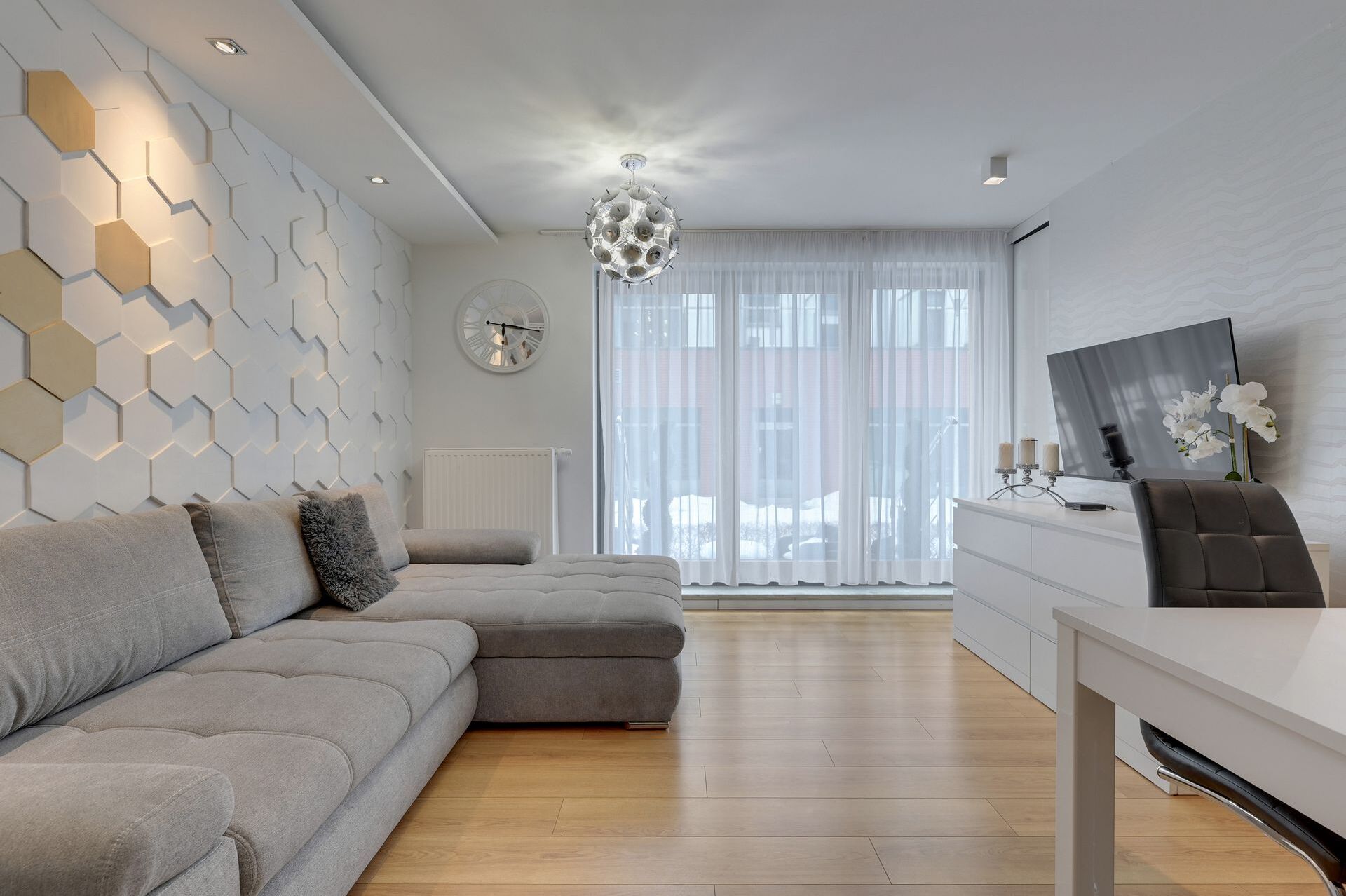 Grand Apartments