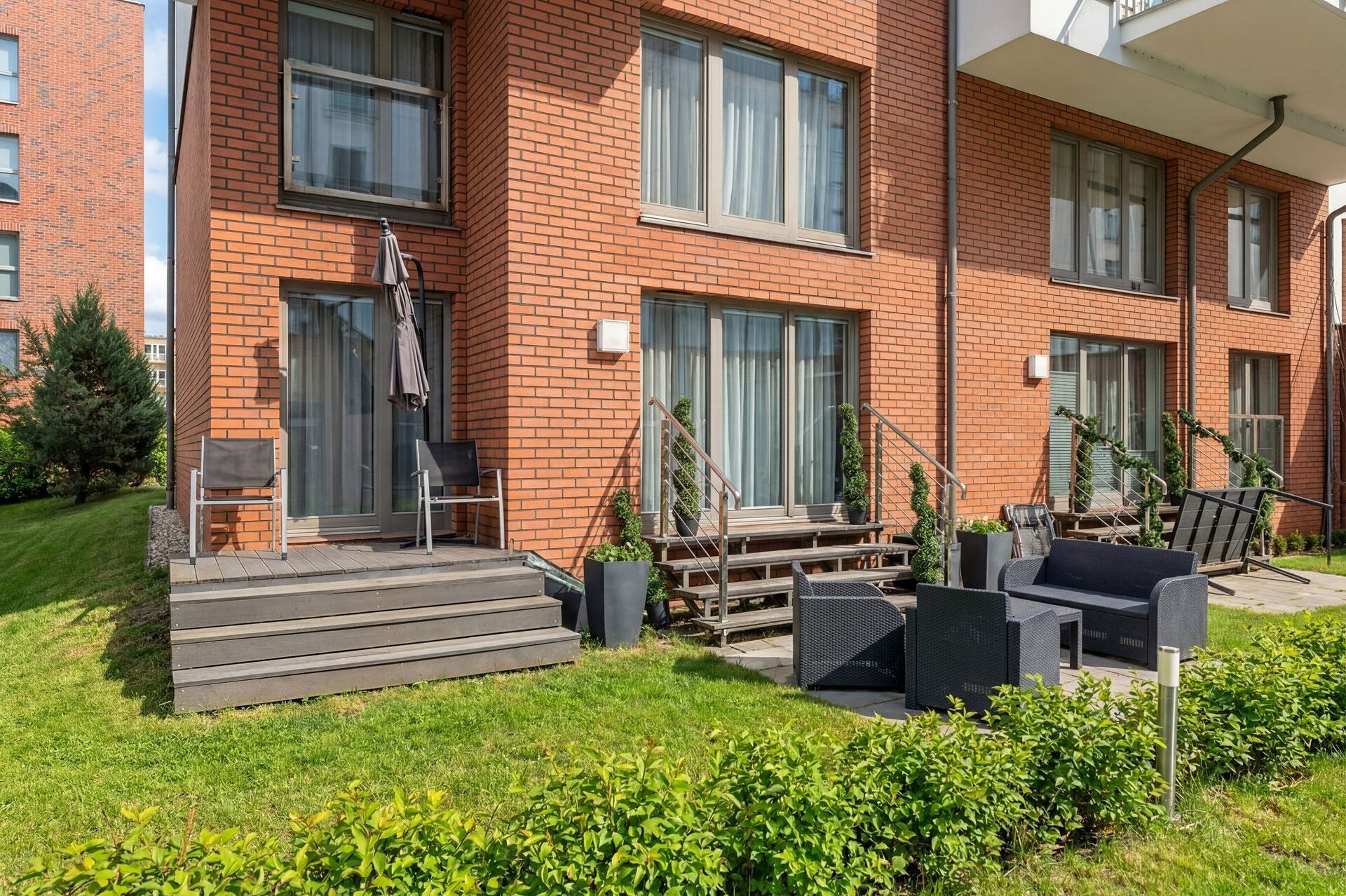 Grand Apartments