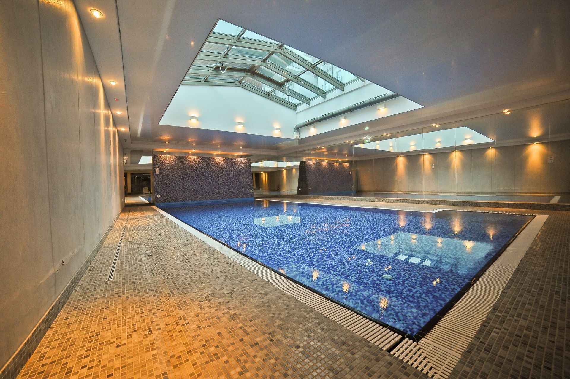 Grand Apartments