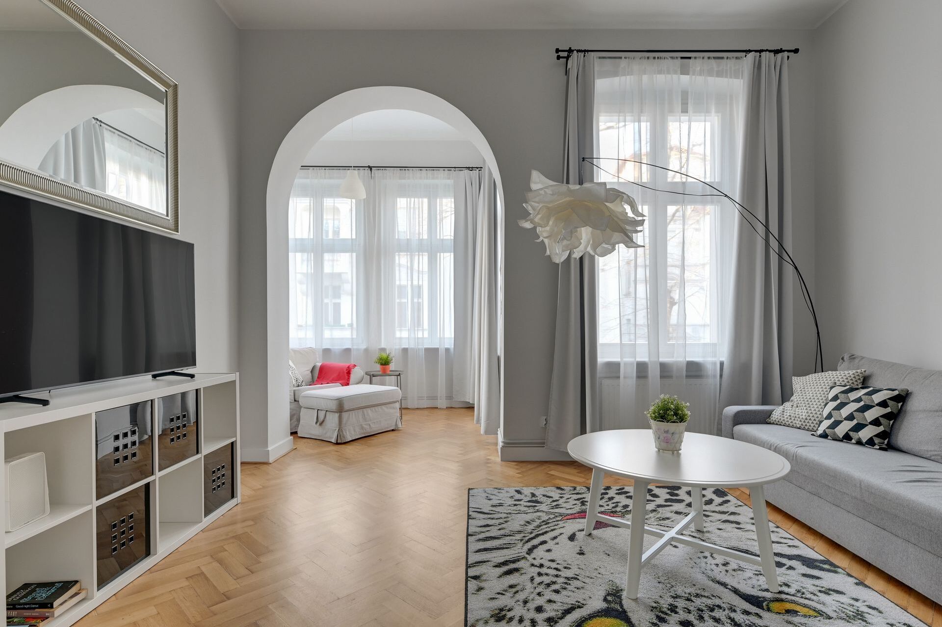 Grand Apartments