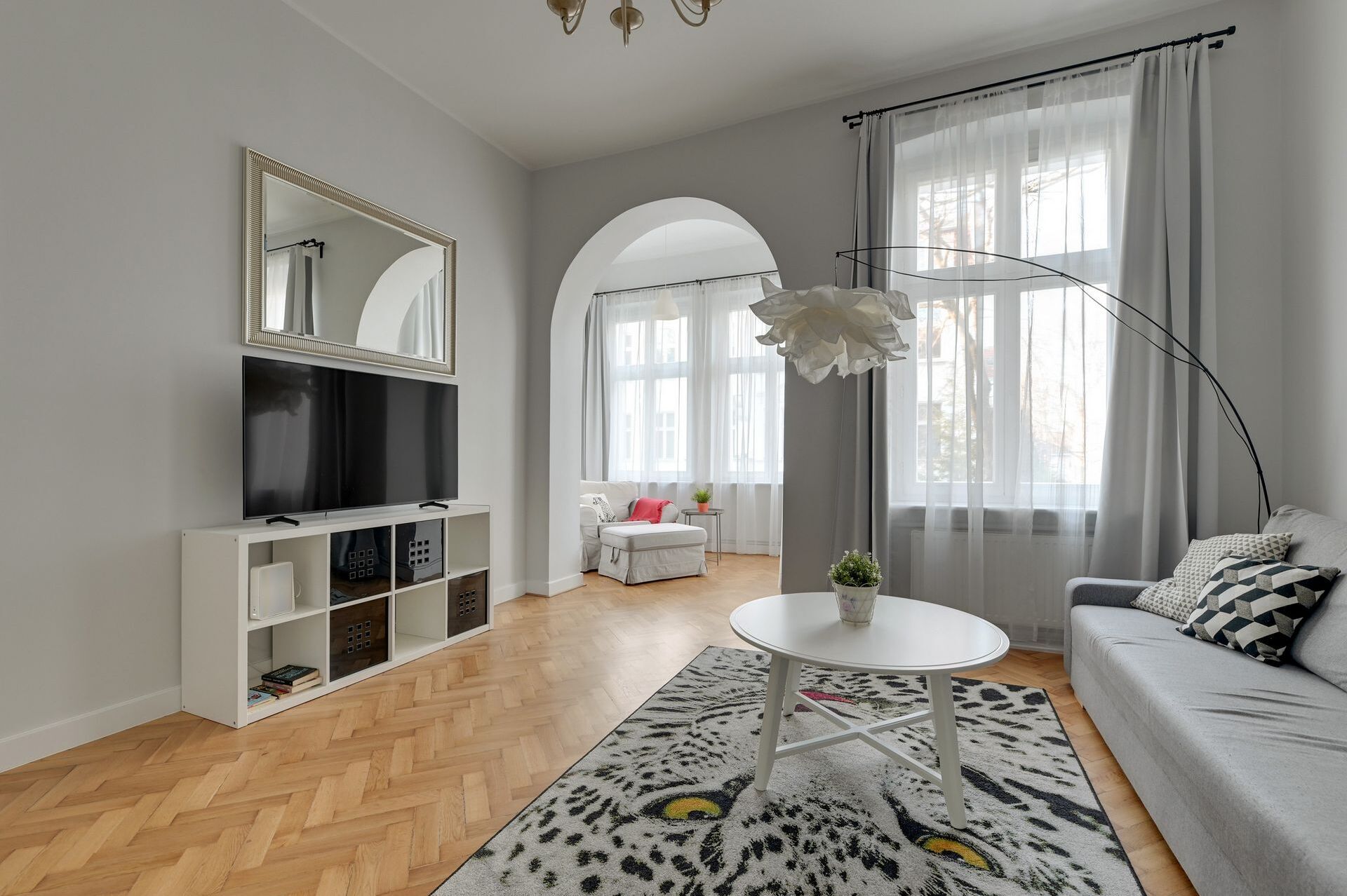 Grand Apartments