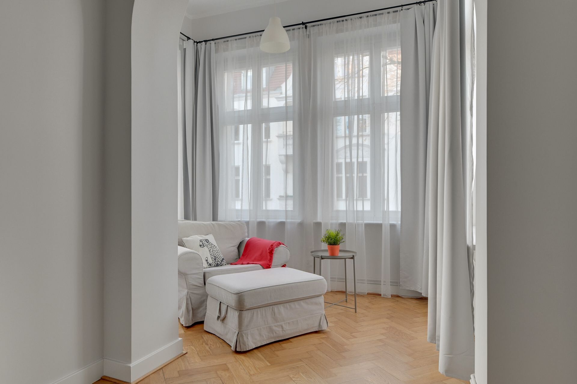 Grand Apartments