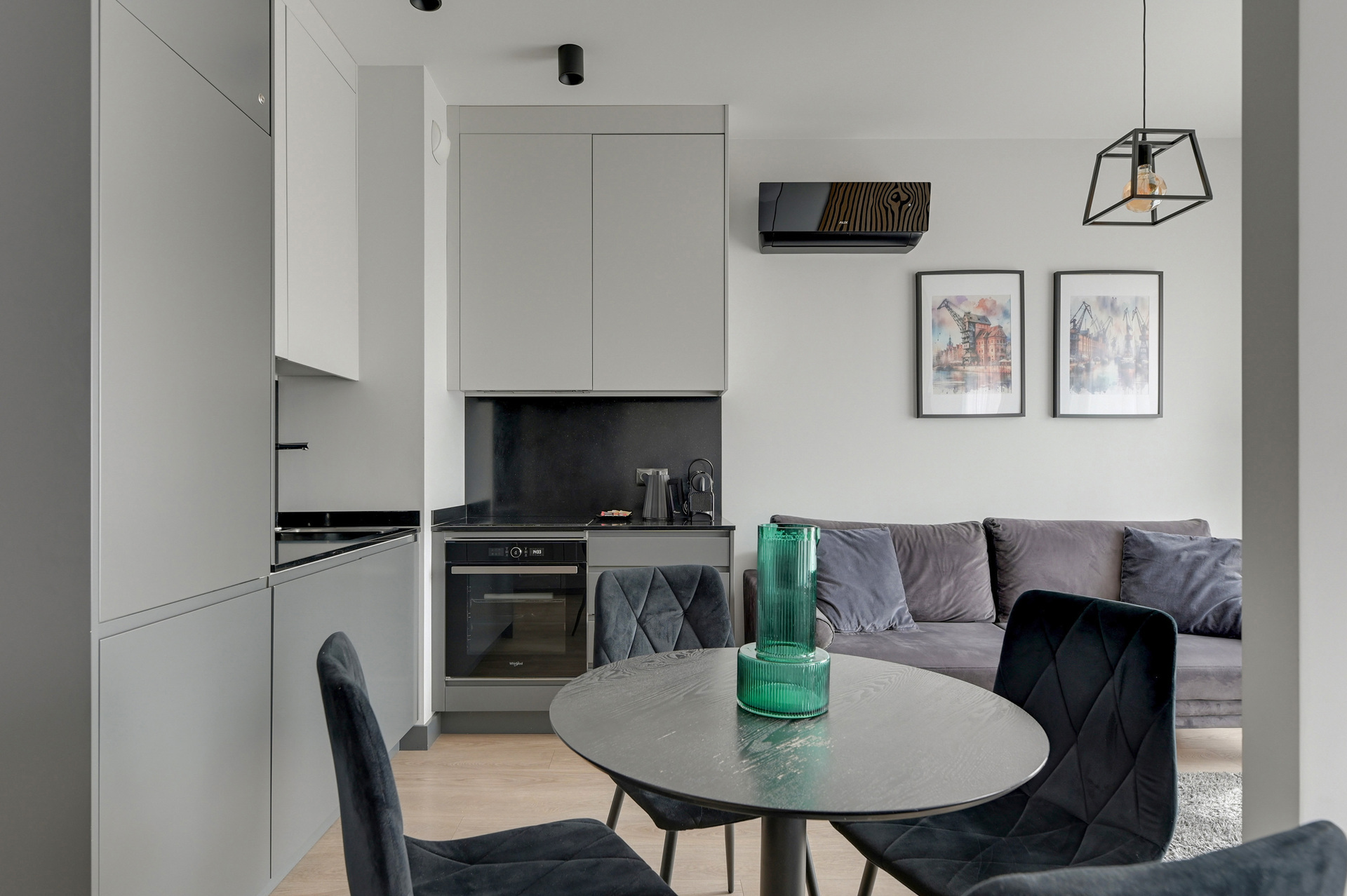 Grand Apartments