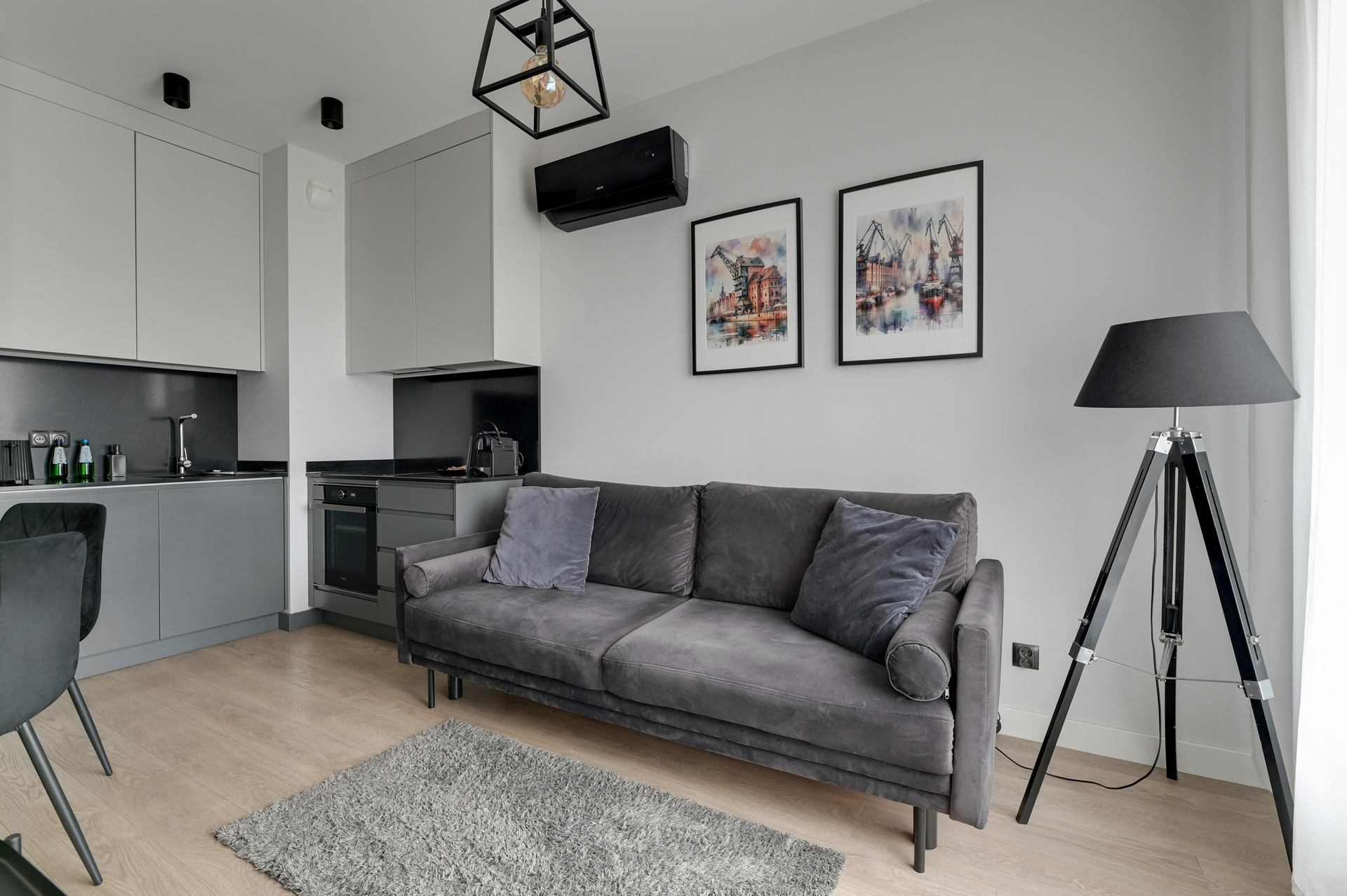 Grand Apartments