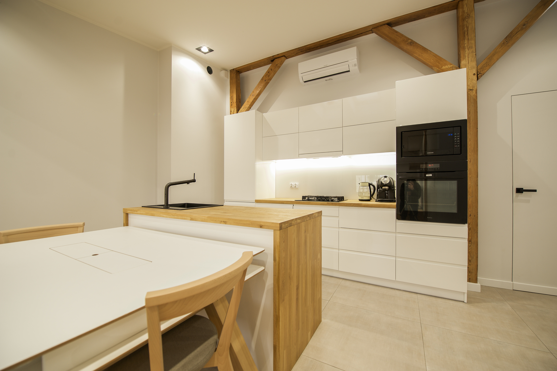 Grand Apartments